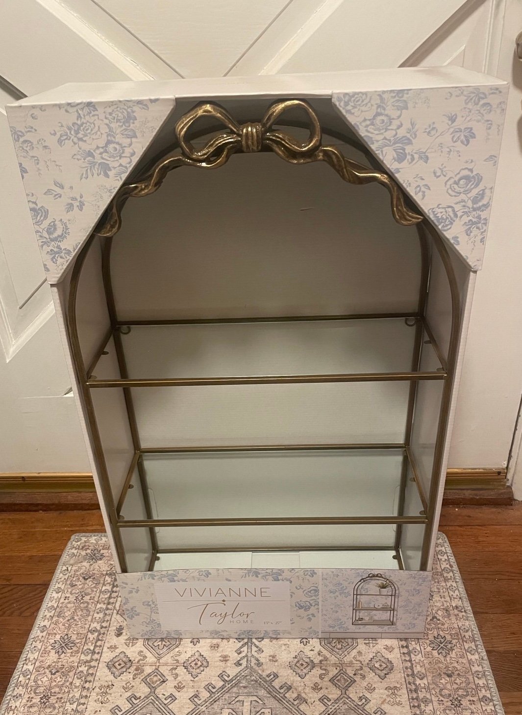 Vivianne Taylor bow shelf Gold Viral NEW NWT