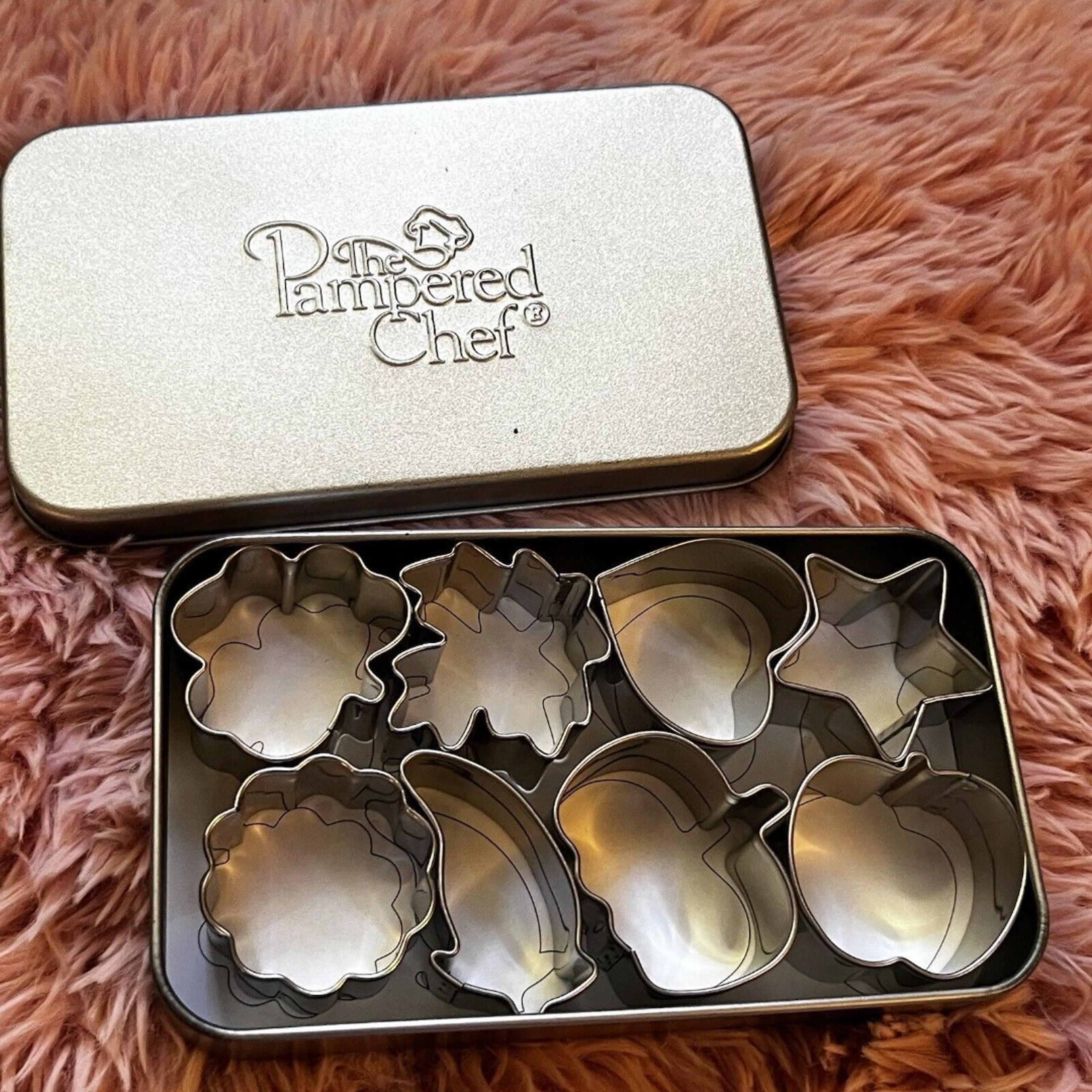 Pampered Chef Mini Cookie Pastry Cutters Metal 8pc Box Fall Heart Pumpkin 1095