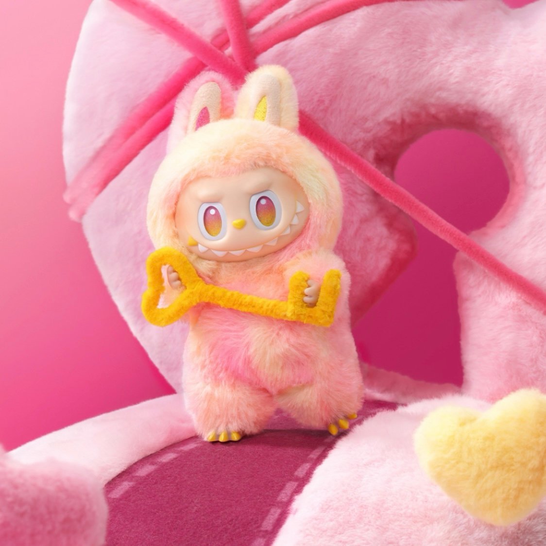 POP MART THE MONSTERS Big Into Energy Labubu LOYALTY
