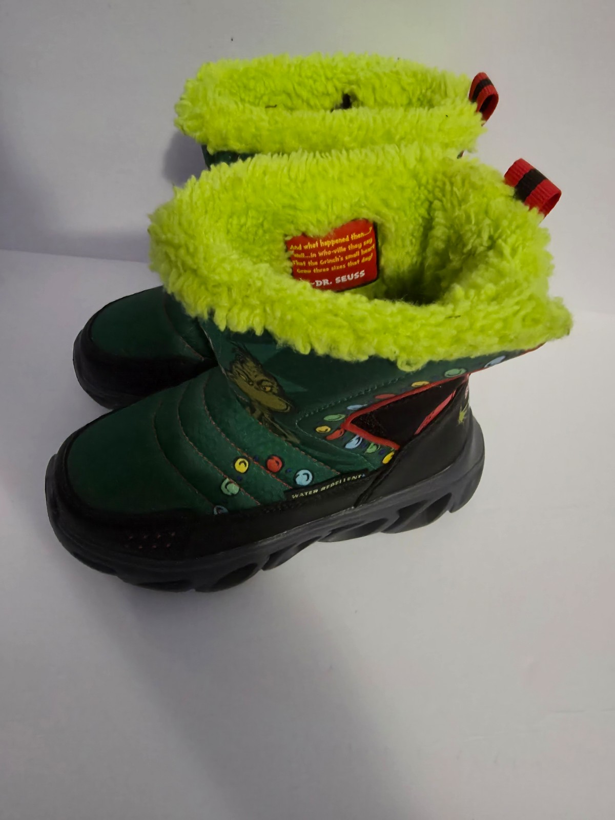 Grinch that Stole Christmas light-up Boots for kids by Skechers, like new, sz 11
