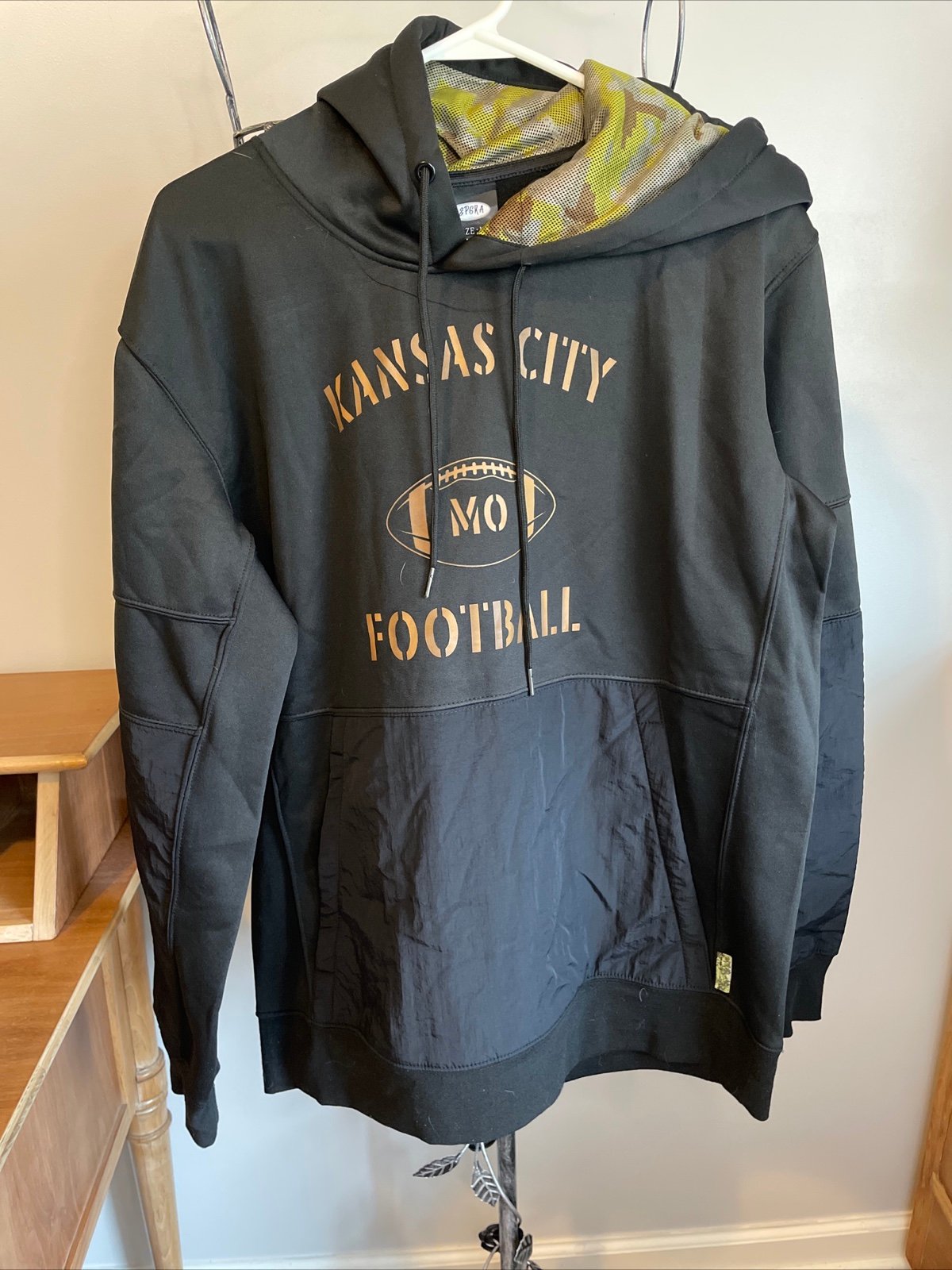 Kansas City chiefs football hoodie black medium