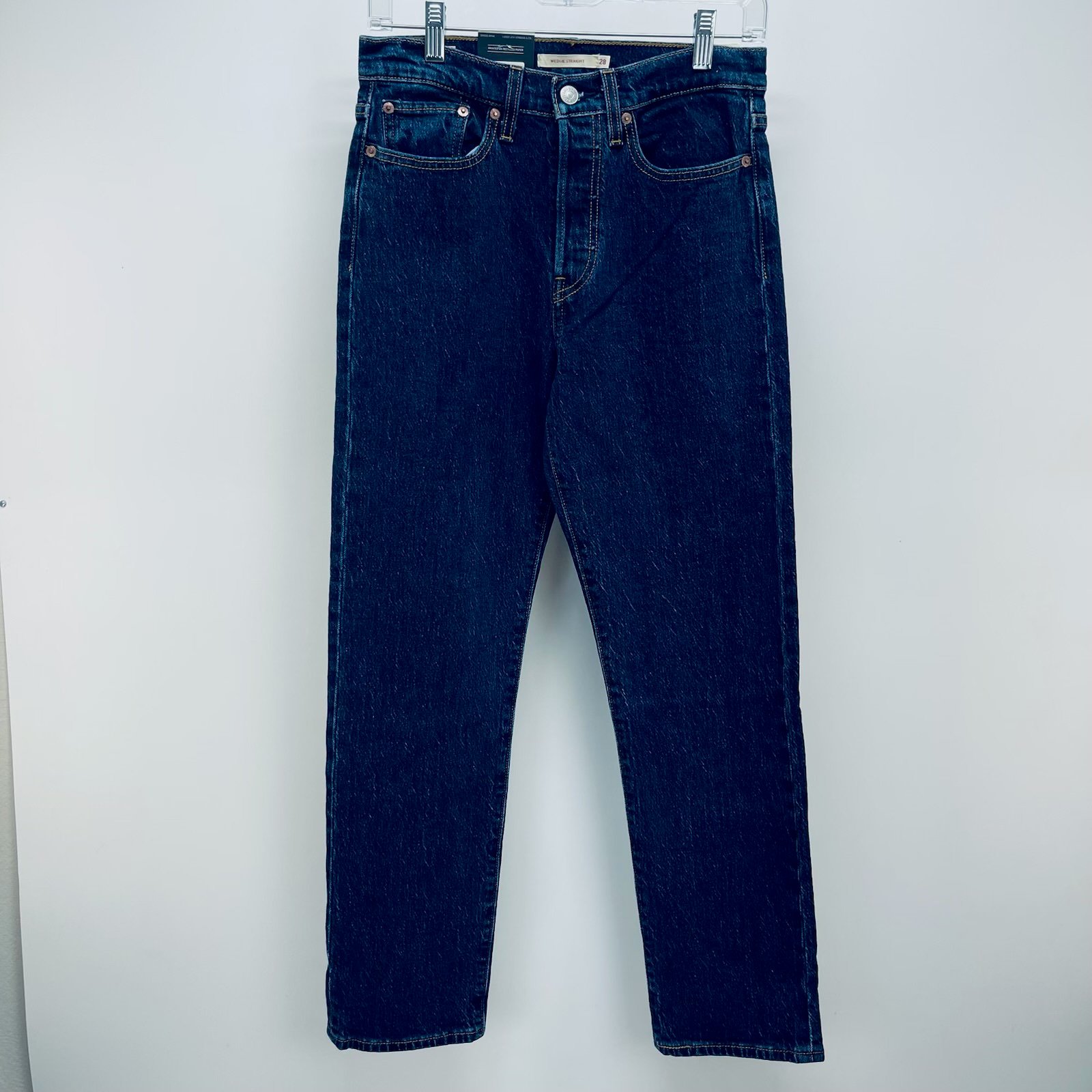Levi’s Jeans Women’s Wedgie straight High Rise Blue Size 28X28 New