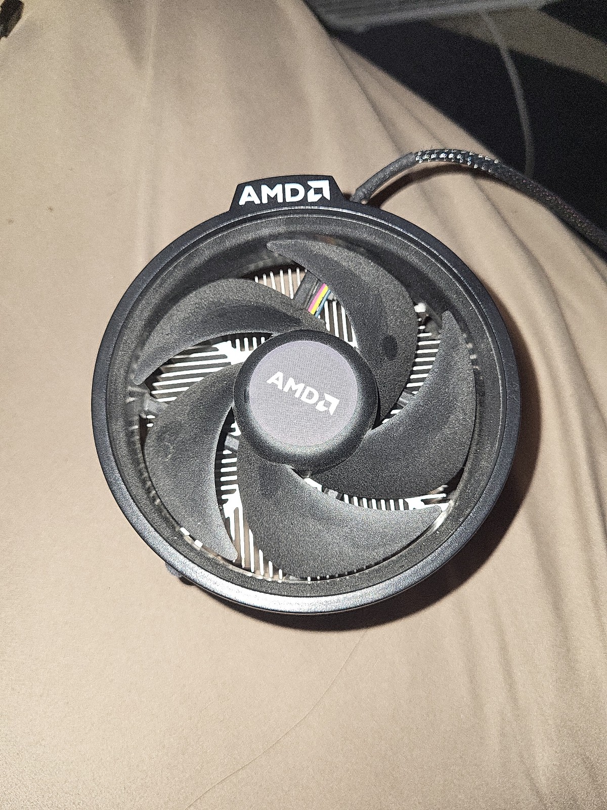 AMD Ryzen Wraith Stealth CPU Cooling Heatsink & Fan
