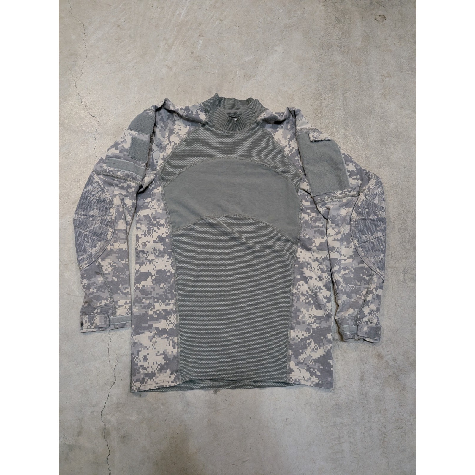 Massif Army Combat Performance Shirt Mens S Elbow Pads Digital Camo