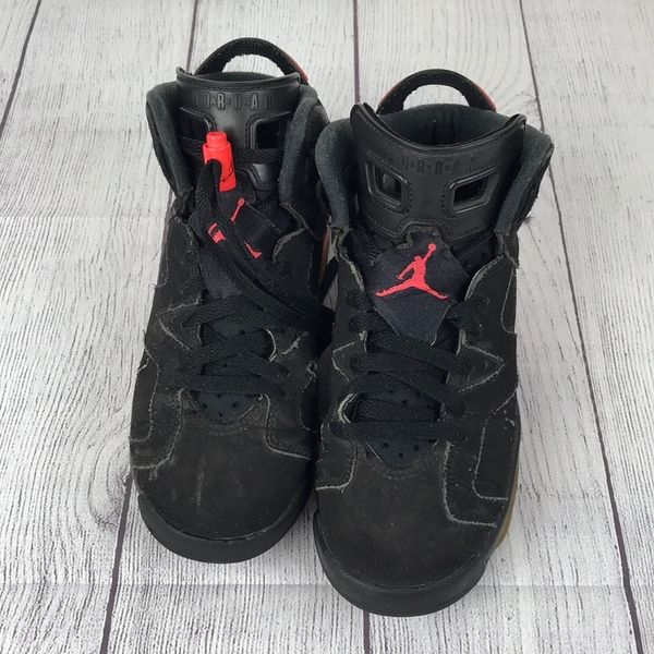 NIKE AIR JORDAN 6 Retro “Black Infrared ” Junior’s Basketball Shoes