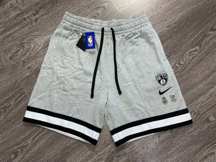 Nike NBA Brooklyn Nets Courtside Fleece Shorts CN0065-063 Mens S NEW