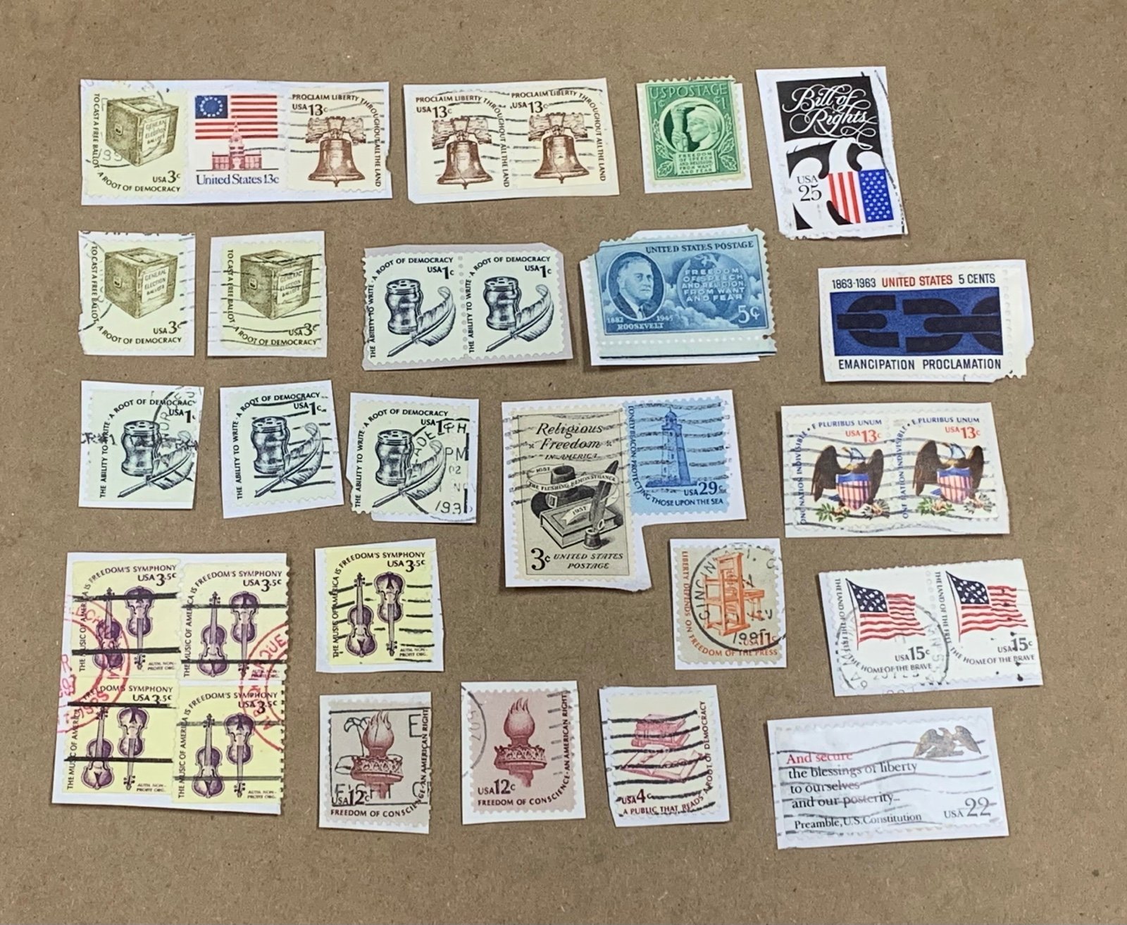 Vintage US Postage Stamp Collection Lot of 32 Democracy Freedom 1960's 1970's