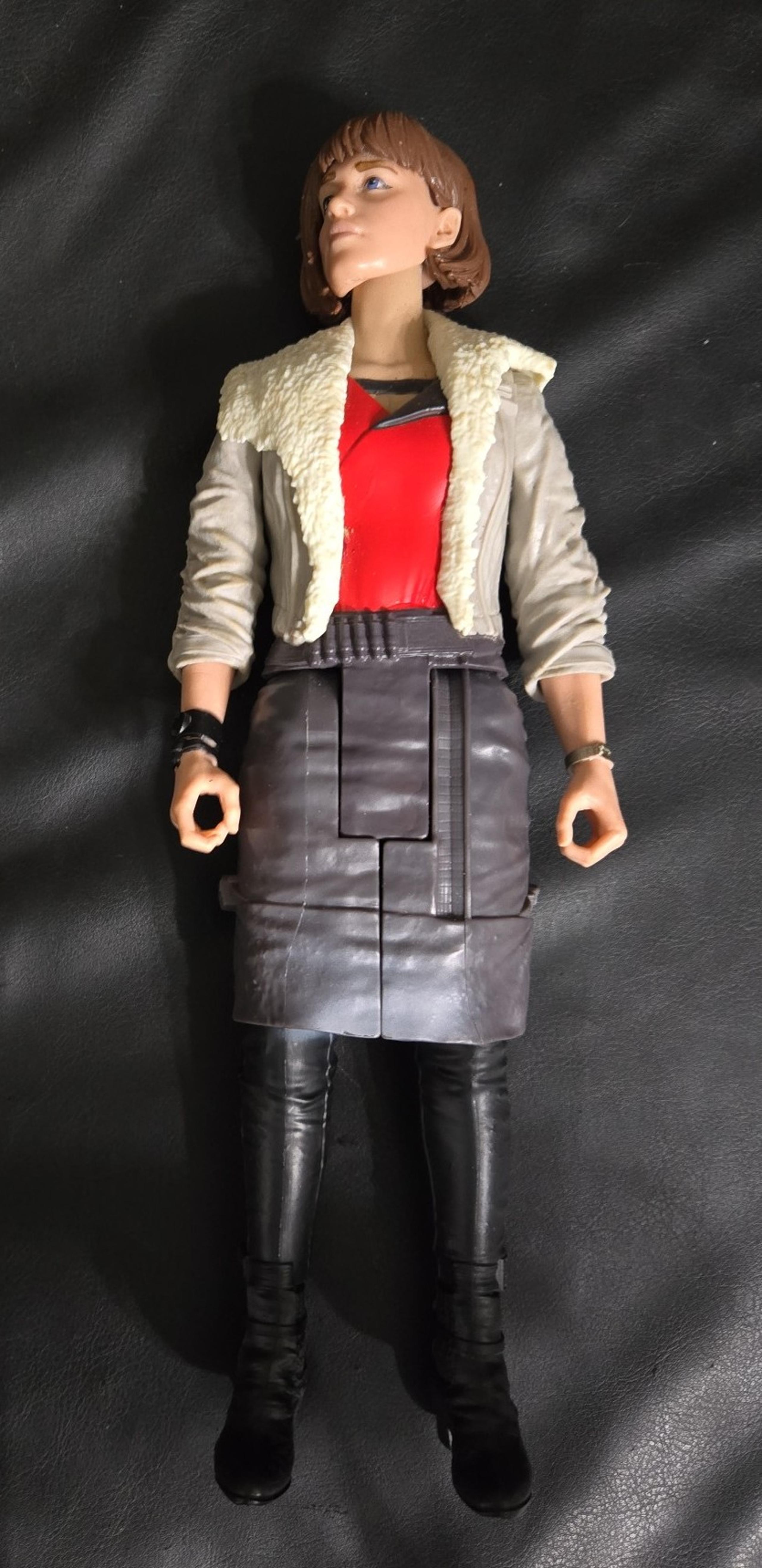 Qi'ra action figure star wars