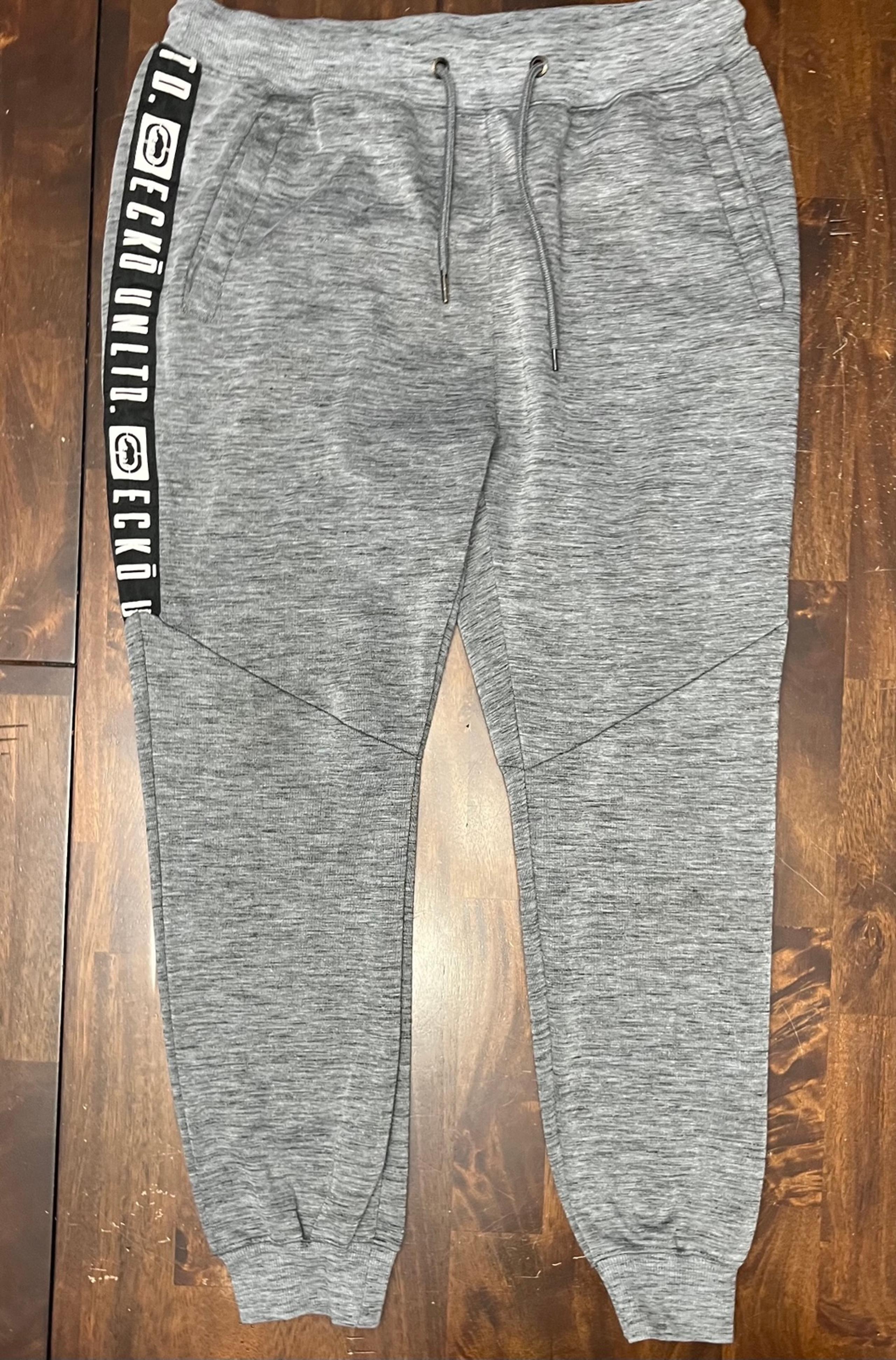 Ecko Unltd Grey Joggers Sweatpants Men’s Size Medium