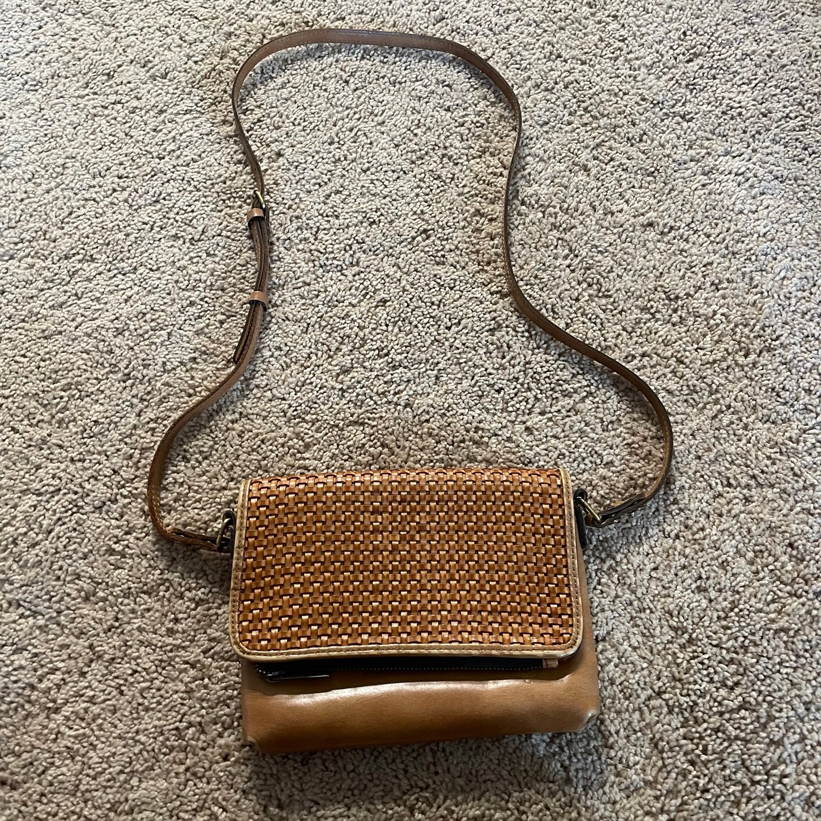 Patricia Nash Corfu Small Woven Crossbody Purse in Sand Leather