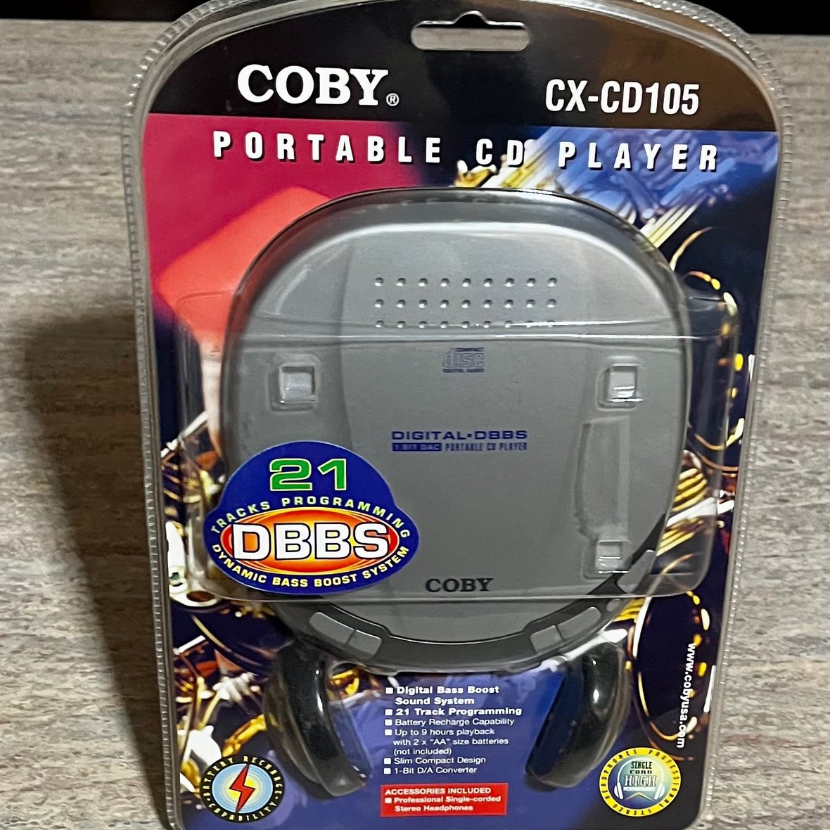 NIB Coby CX-CD105 vintage portable CD player DBBS system