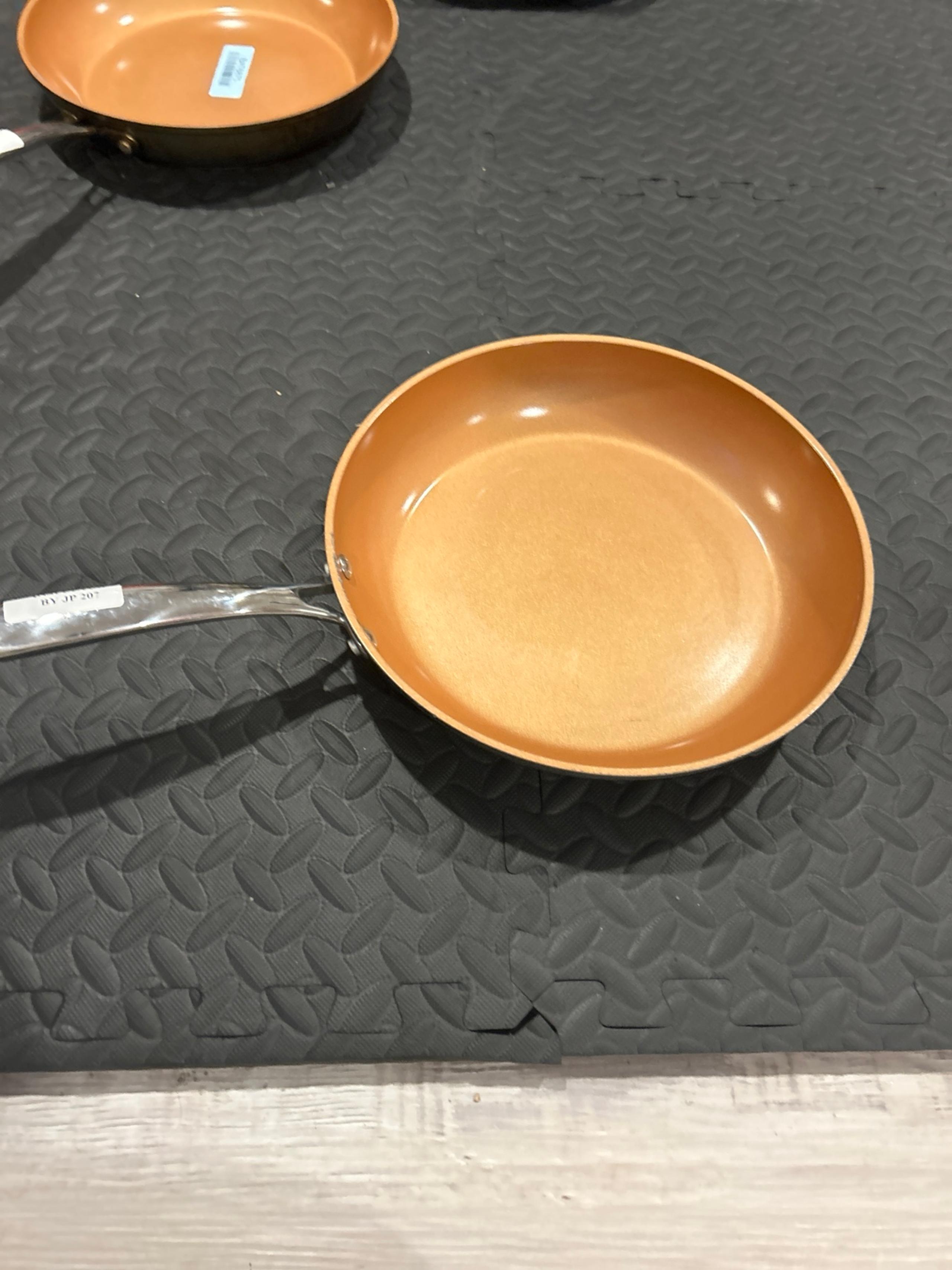 Gotham pro pan