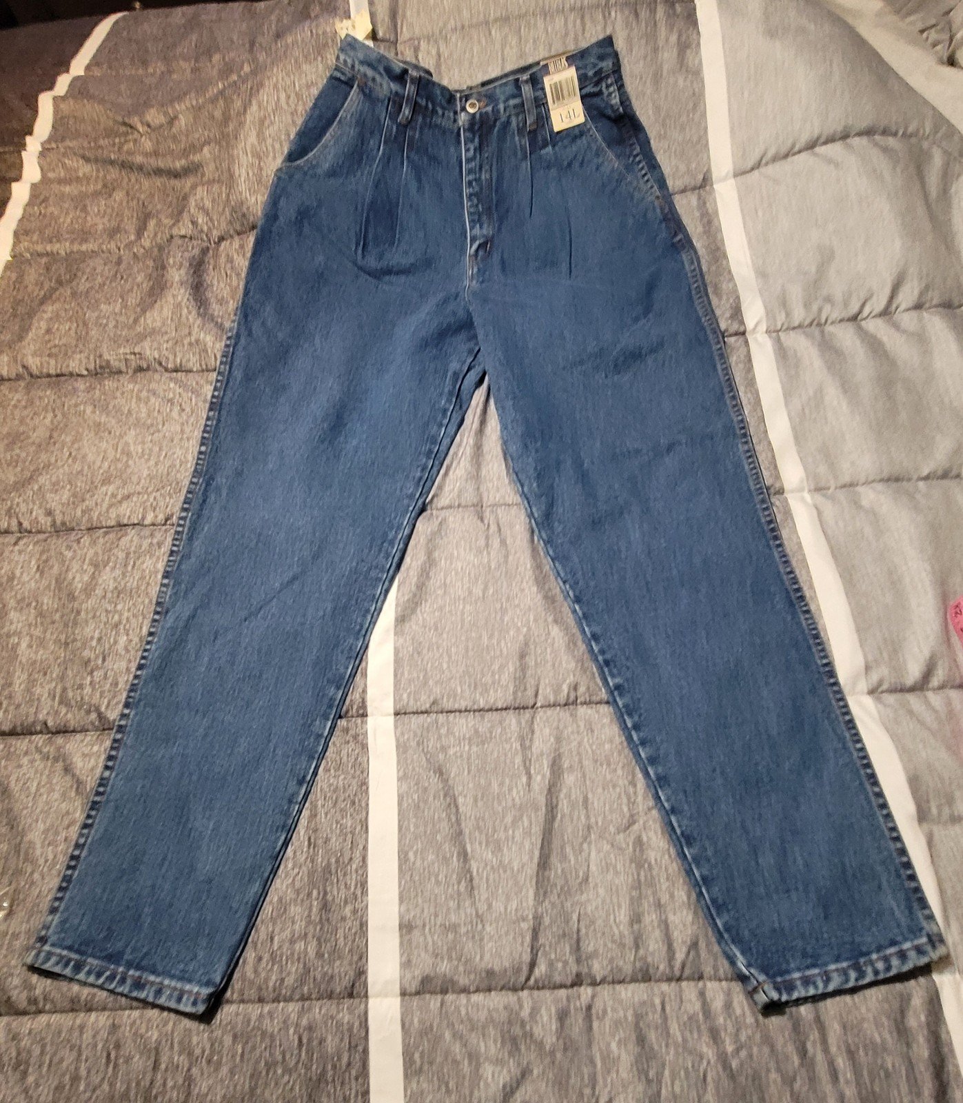 New Vintage Bill Blass Baggy Fit Jeans~Size 14 Long