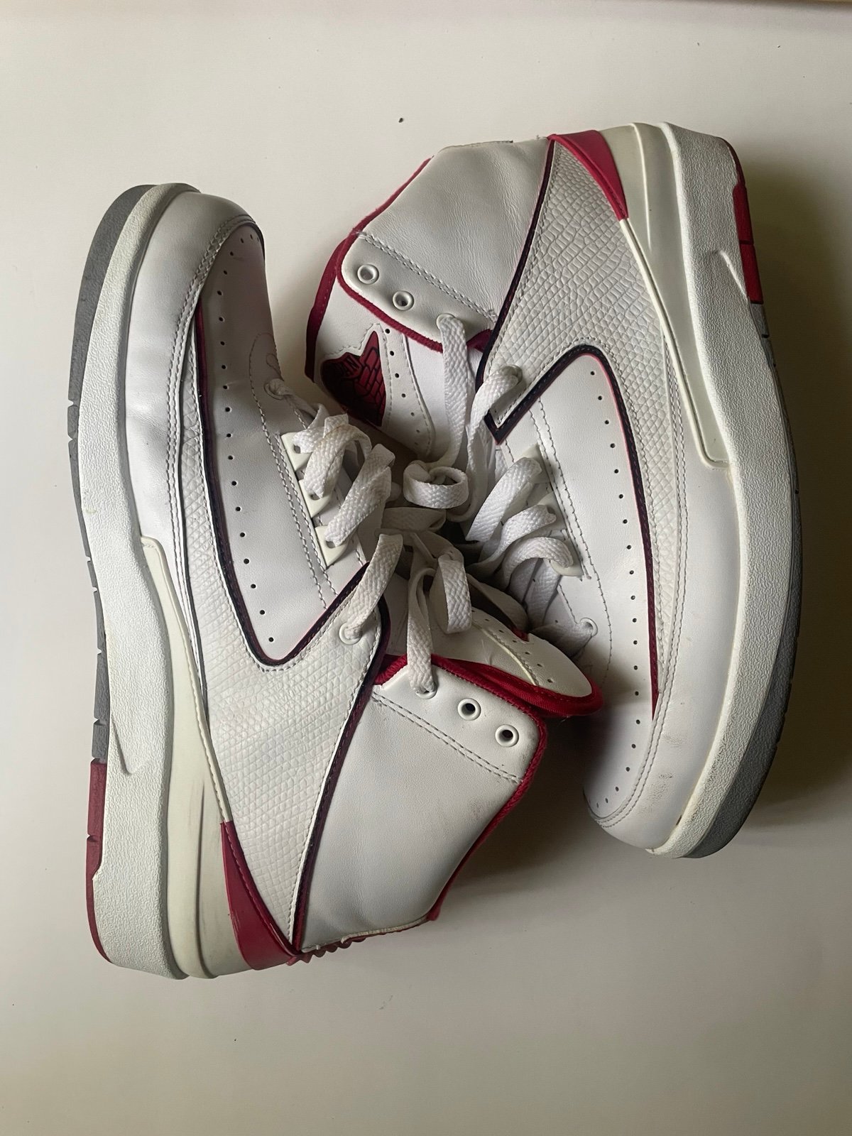 Jordan-Nike Air Jordan 2 Retro Varsity Red Shoes- Size 10.5 used OG all