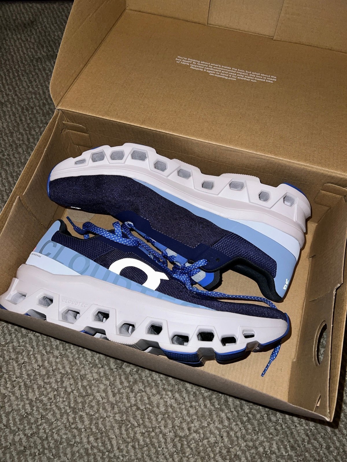 On running Cloudmonster 11 / DISCONTINUED acai lavendar