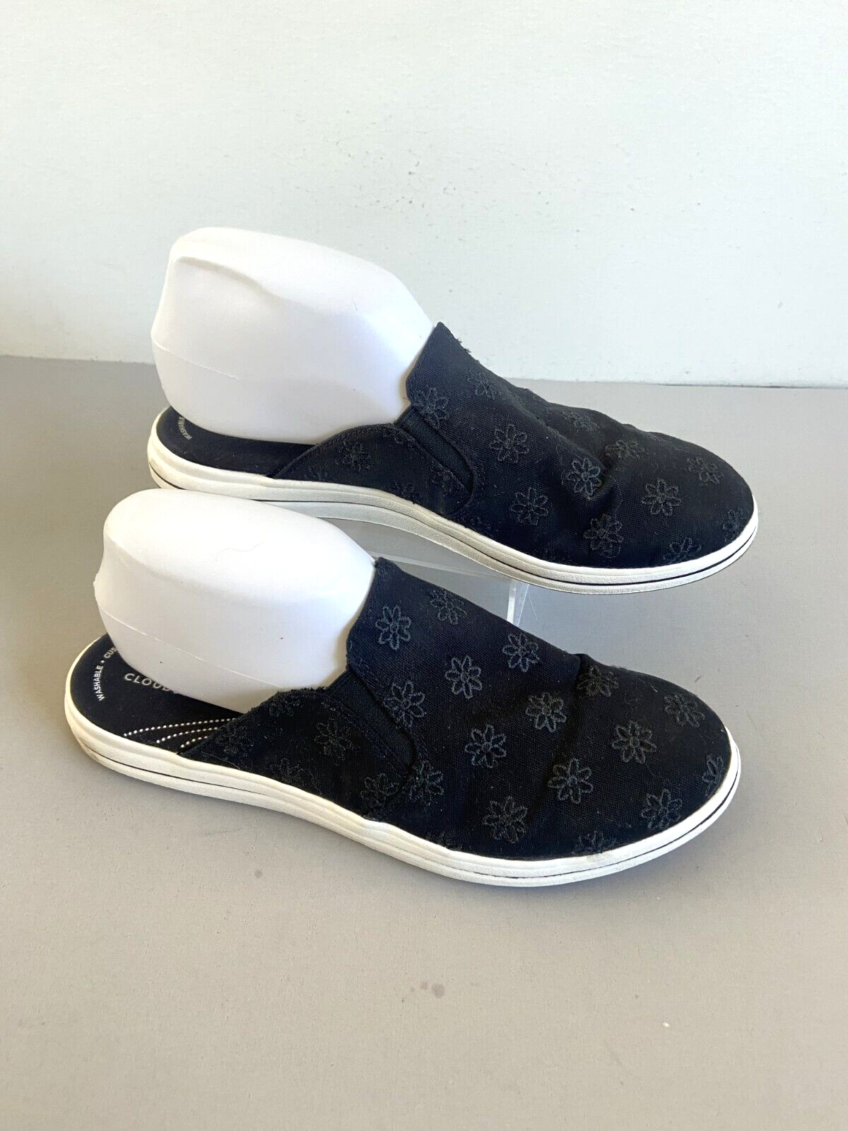 Clarks Breeze Shore Combination Slip On Shoes Womens Sz 9 Black Floral Clogs