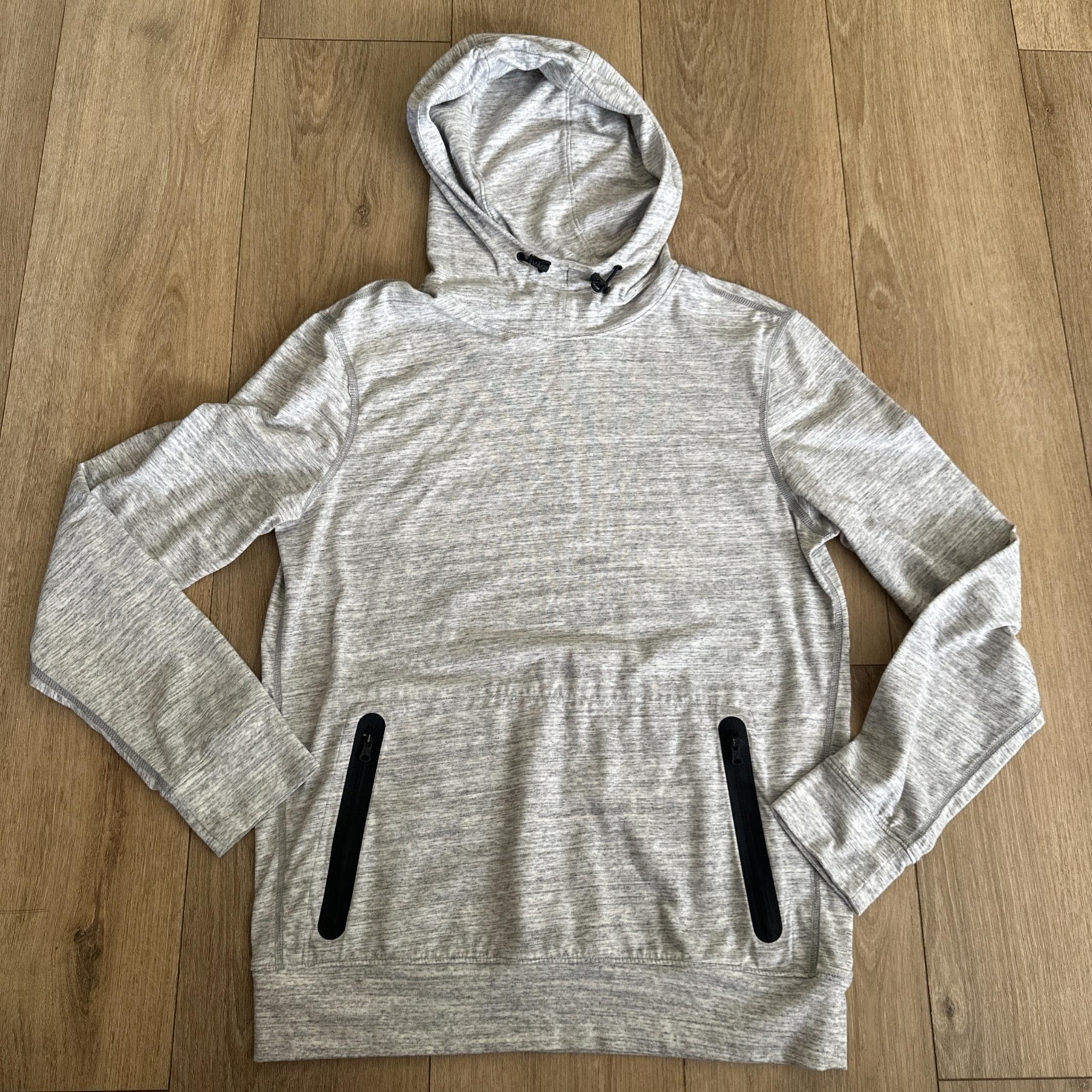 American Eagle Flex Men's Long Sleeve Hooded Heather Grey Tee Zip Pockets Small