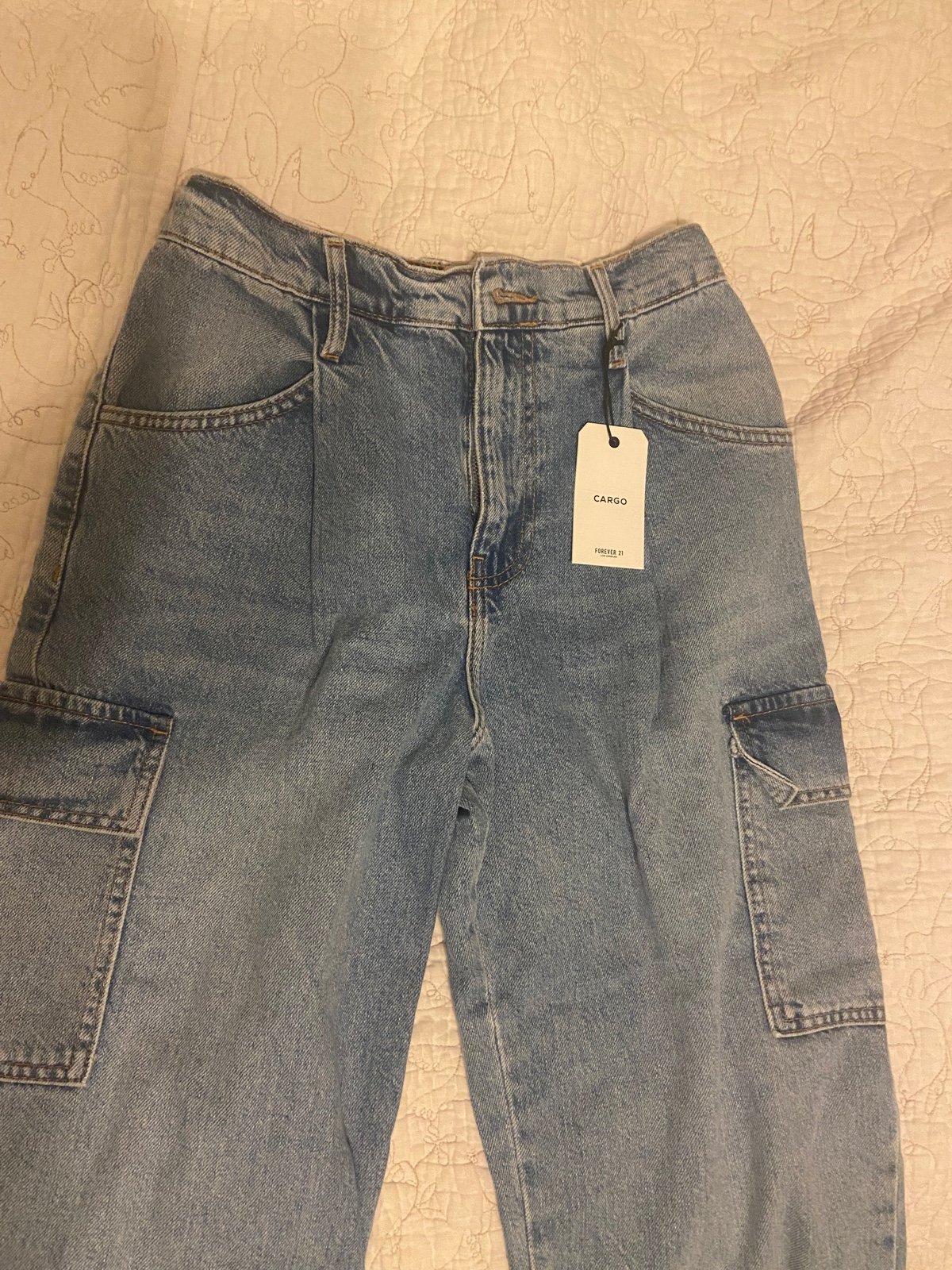 FOREVER 21 cargo straight leg jeans