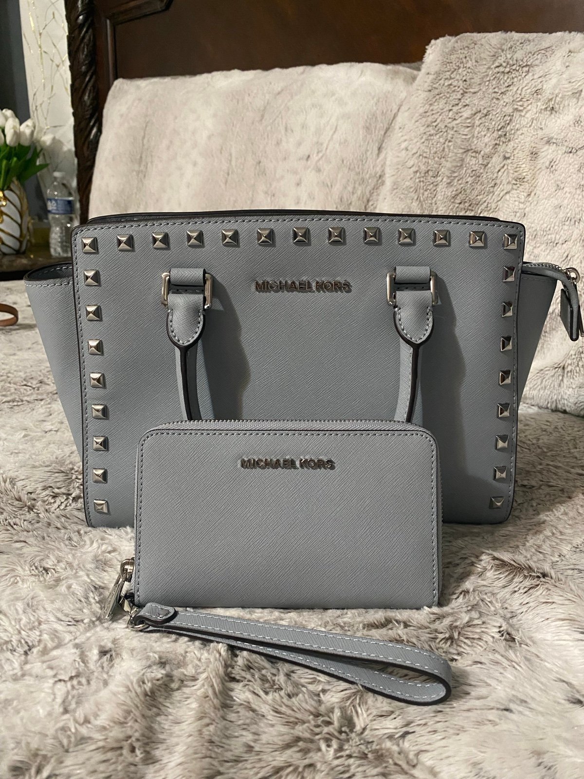 Michael Kors purse