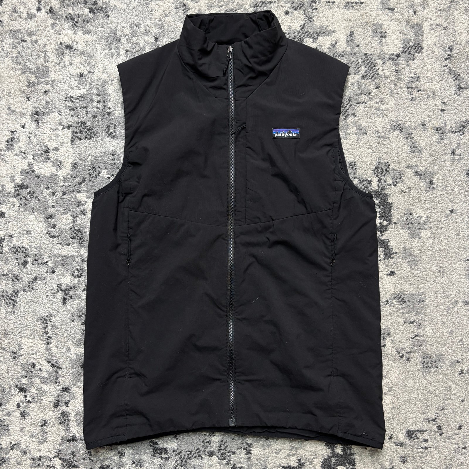 Patagonia Nano Air Vest Lightweight Full Zip Medium Mens Black Hiking 84272