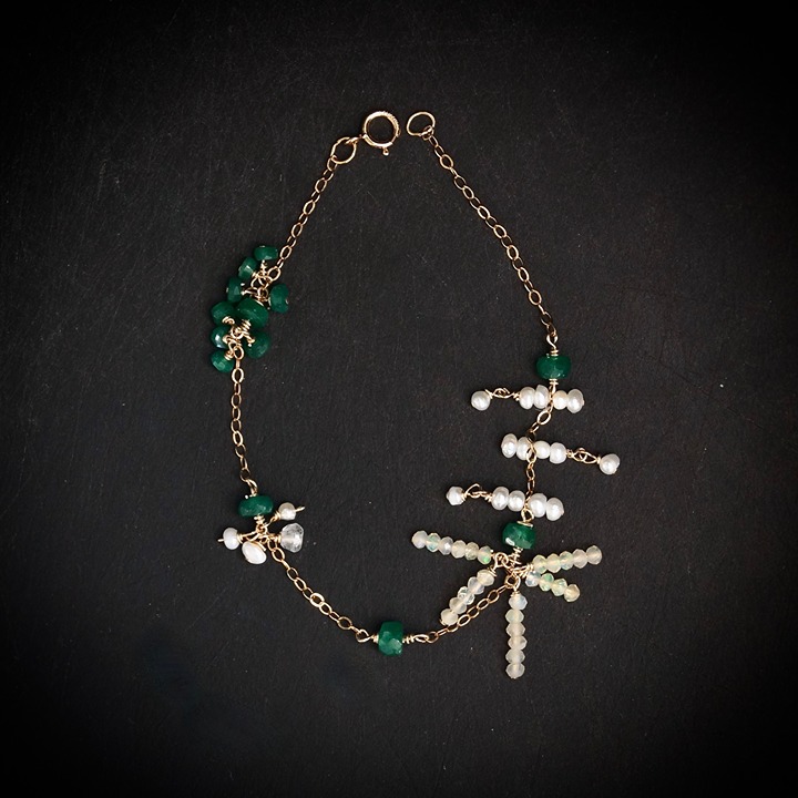 Emerald & opal bracelet / 6 + 2 extender