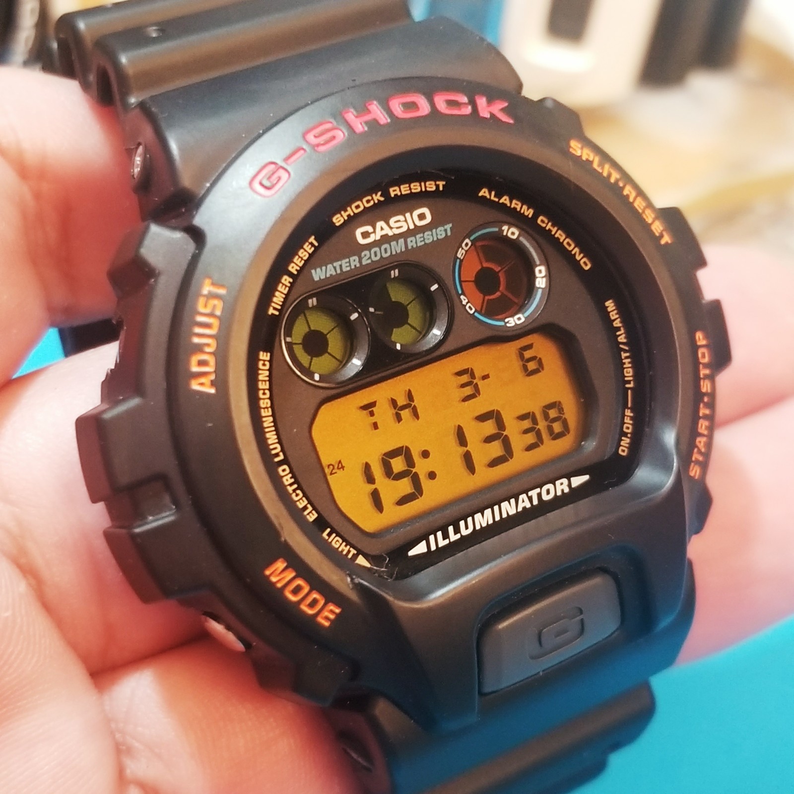 ⌚Rare Casio G-Shock DW6900 custom in black- orange