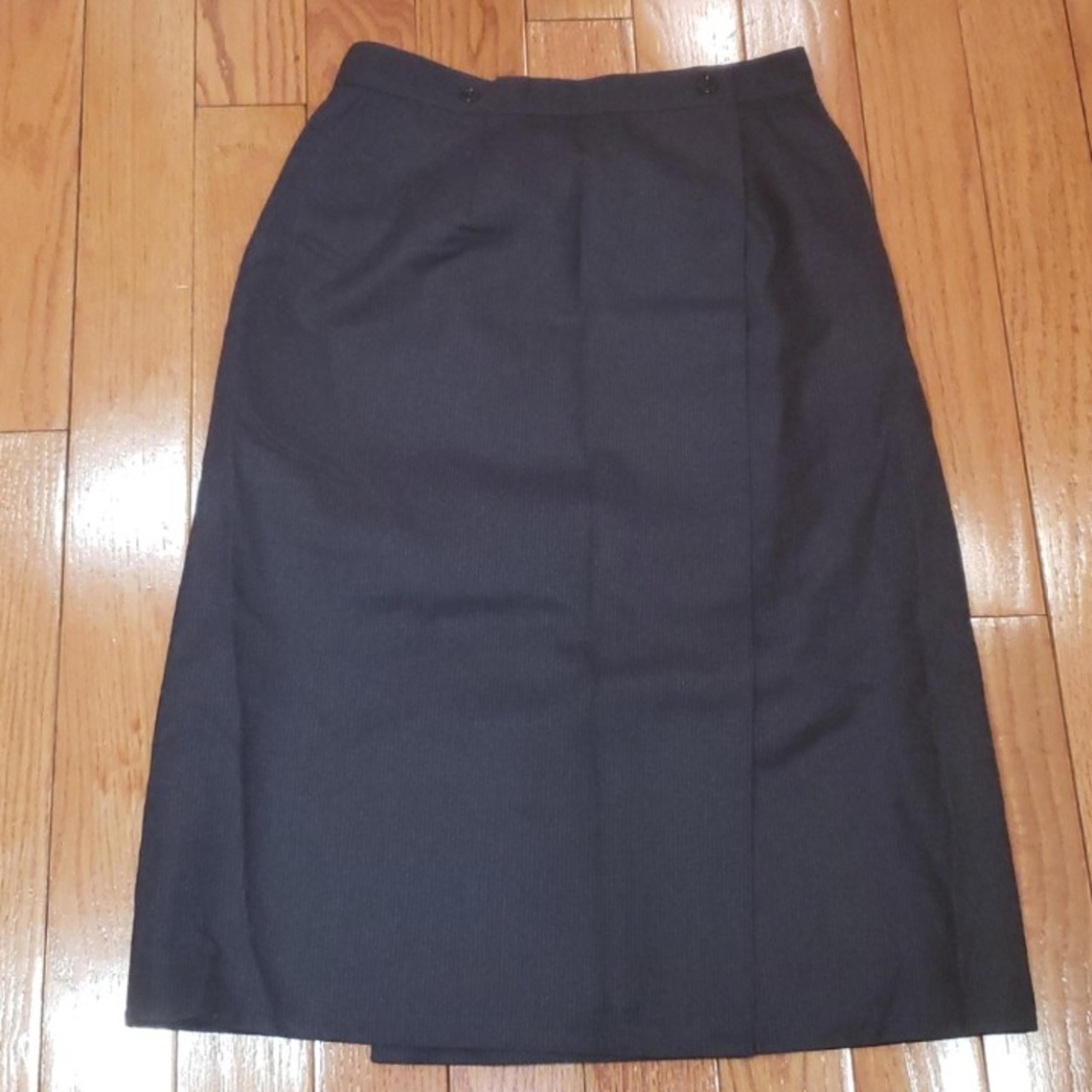 Harve Benard 100% wool wrap A-line skirt