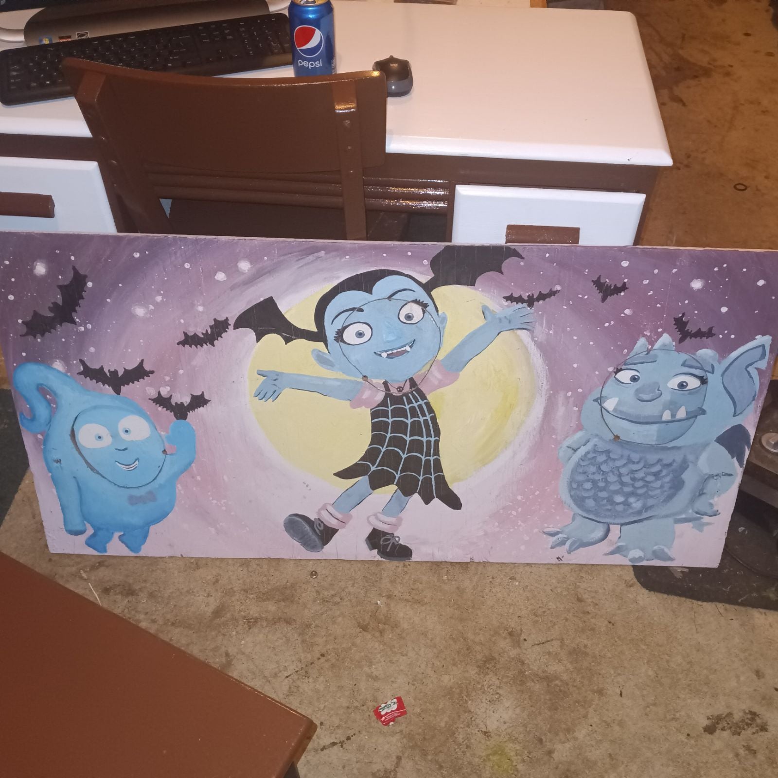 Face cutout billboard of Vampirina© and friends