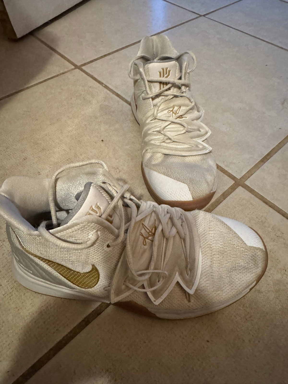 kyrie 5 Irish youth 6.5 big kids