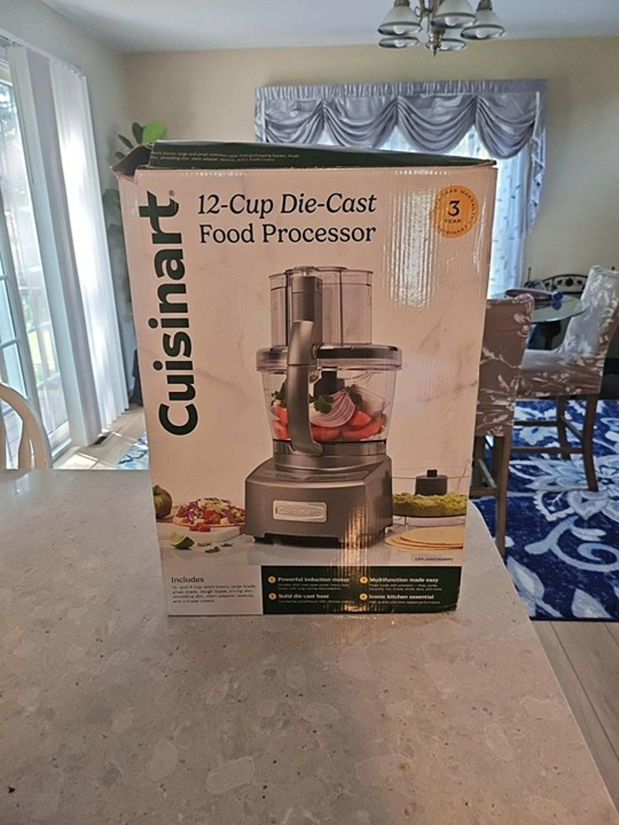 Cuisinart 12 CUPS FOOD PROCESSOR
