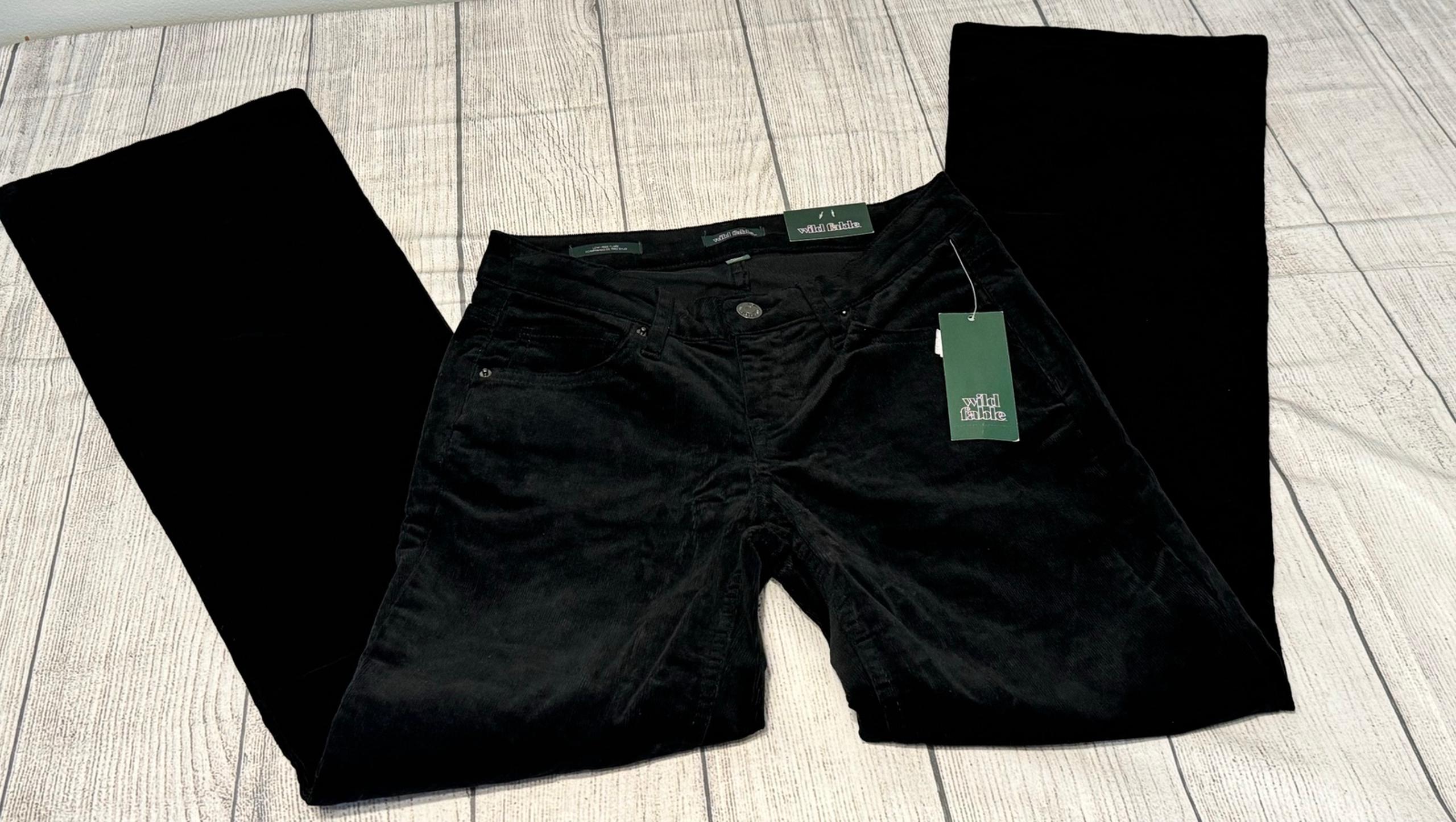 New- Black - Wild Fable - 00/31” inseam - Flare - Cords - 90s - Pants