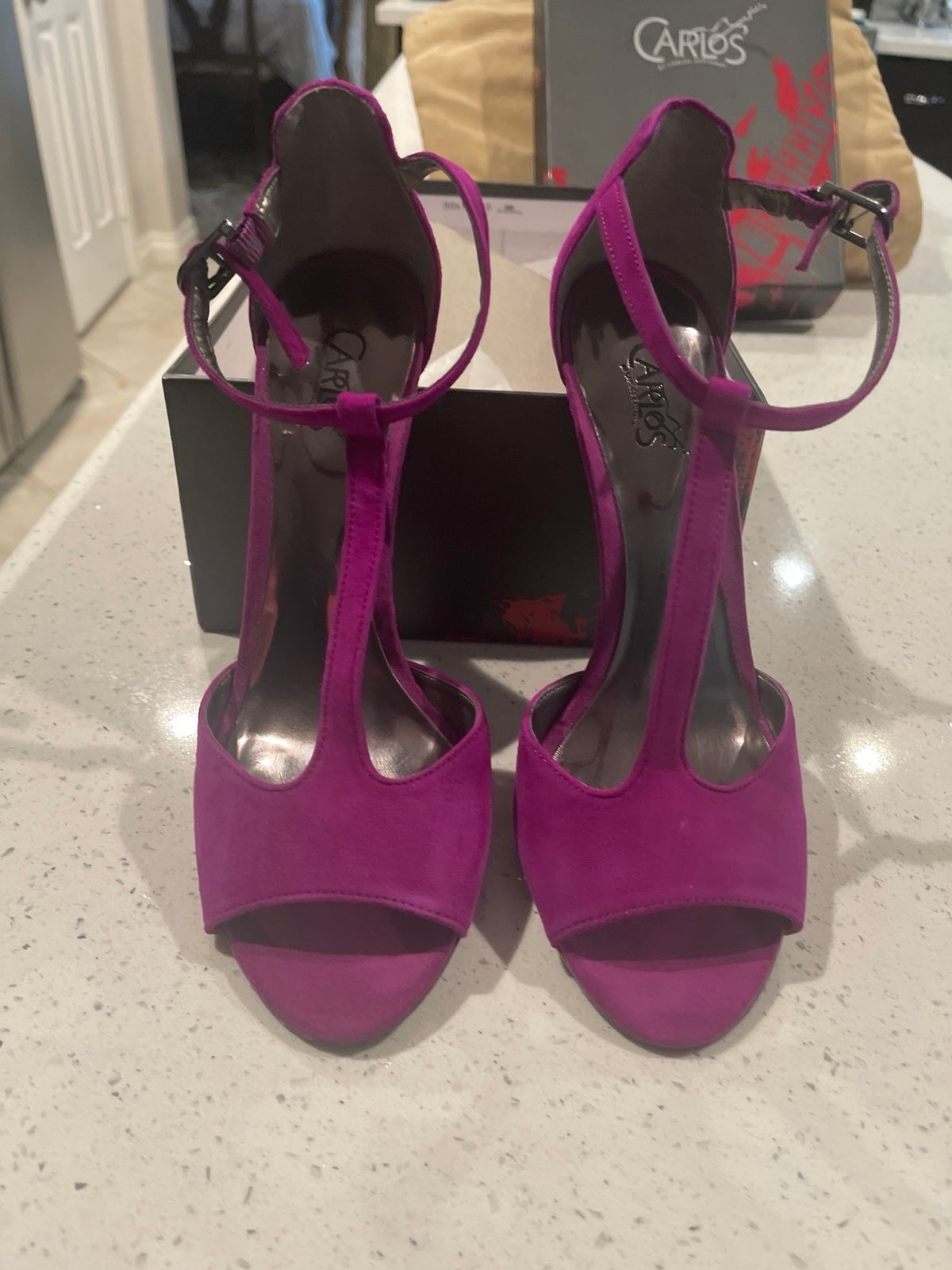 Carlos Santana magenta shoes, size 6 1/2 medium, T strap, with box.