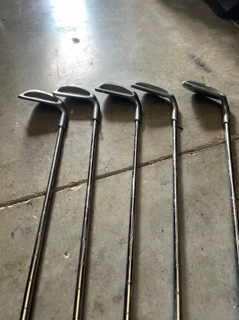 Woman's golf clubs Power golf 5 Pc set in right Handed - Golf