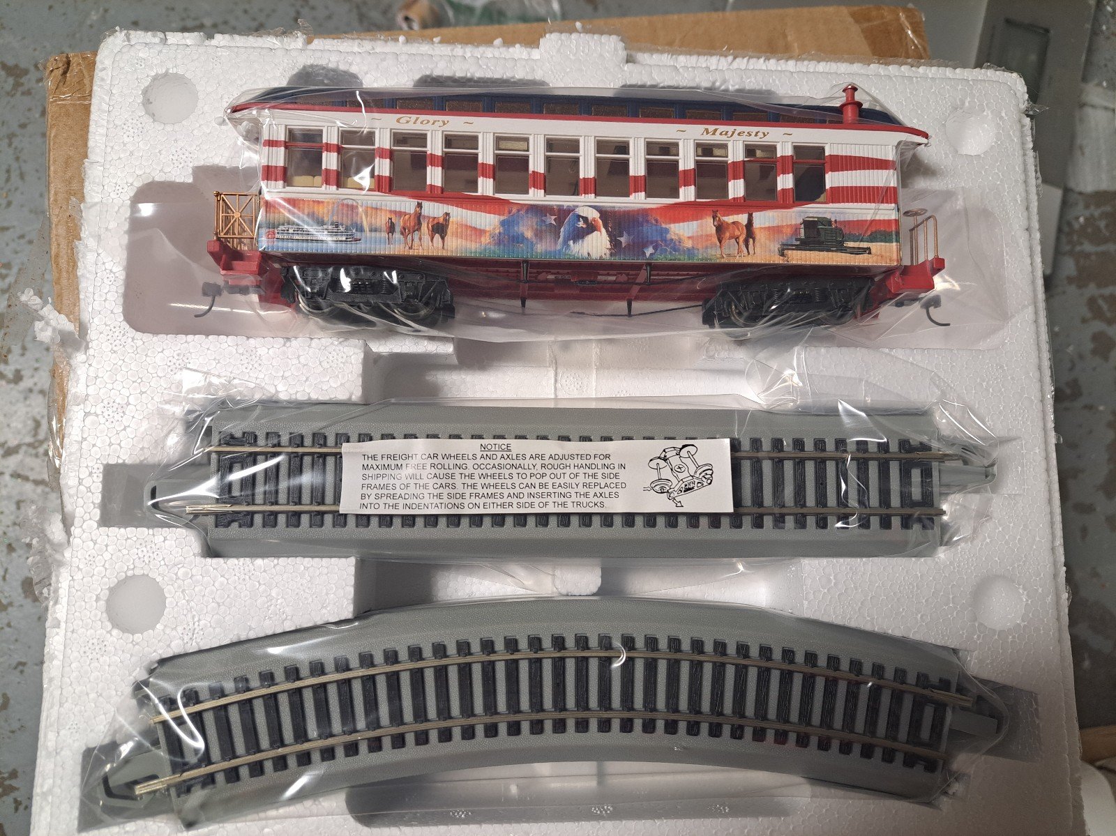 Glory & Majasty Observation Car