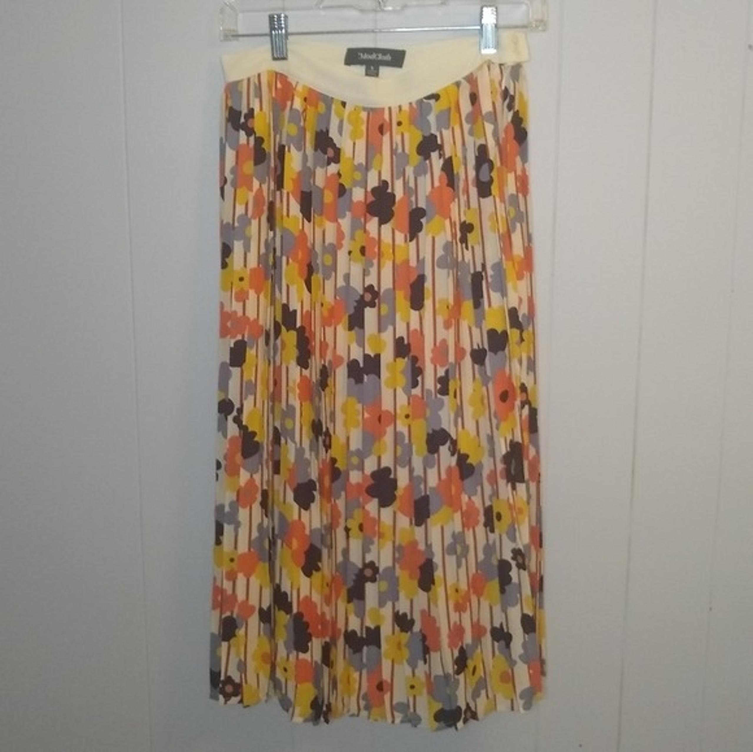 ModCloth Fit & Flare Pleated Midi Skirt