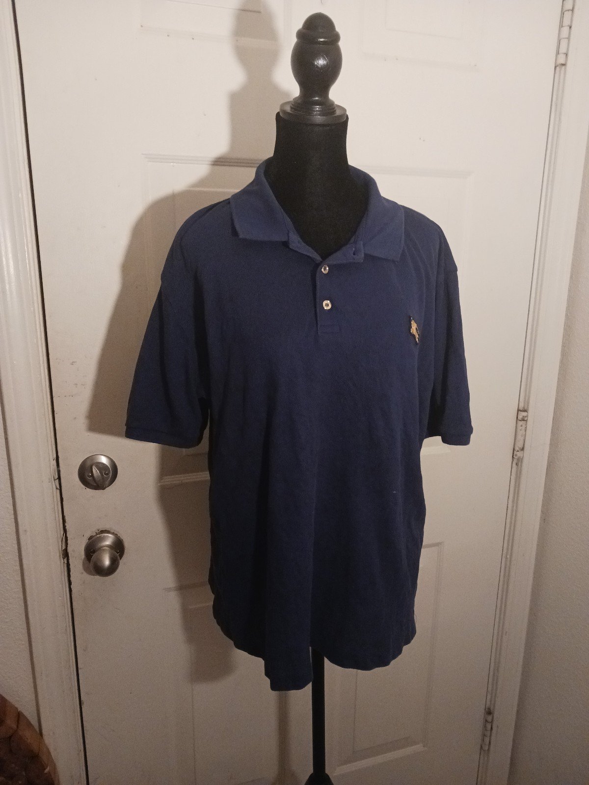 Burberry tshirt medium
