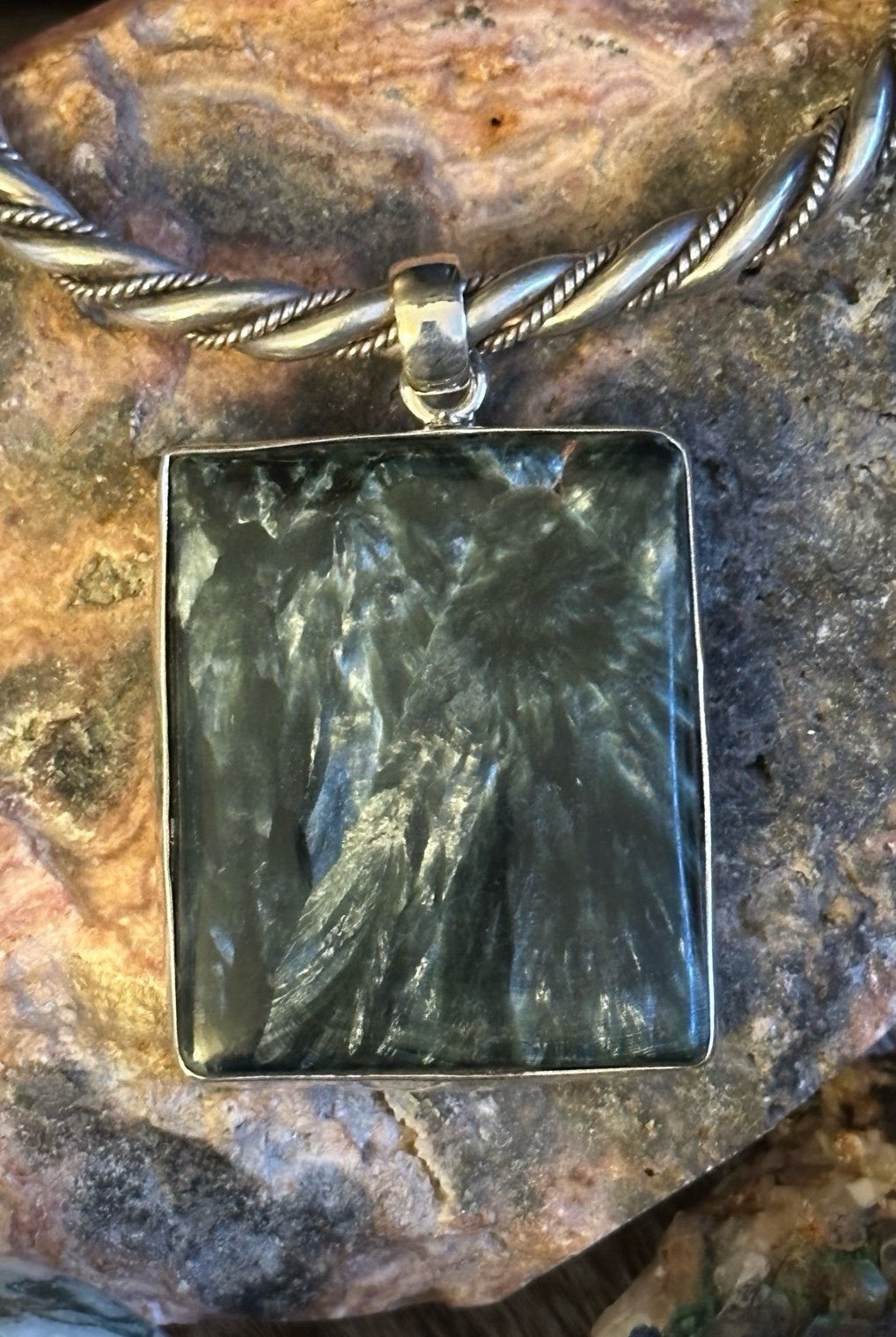Seraphinite statement sterling silver pendant