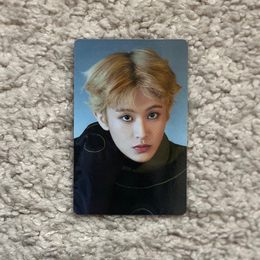 NCT 127 Mark superhuman pantone zipnote photocard