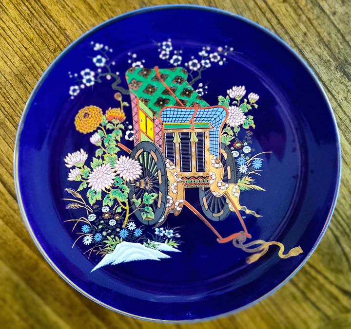 Vtg Kutani Cobalt Blue w Gold Gilt Rockshaw Carriage & Flowers 10 1/2 Plate-Ex