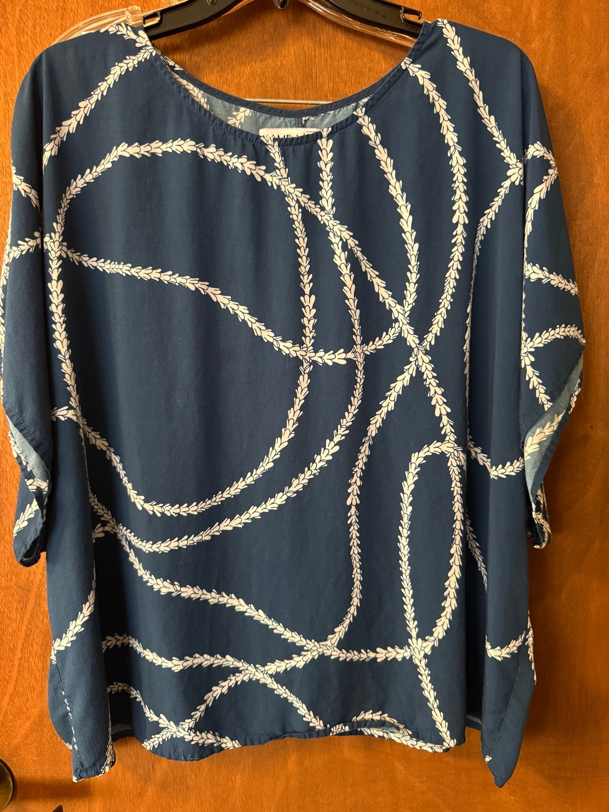 Tops – Manuheali'i