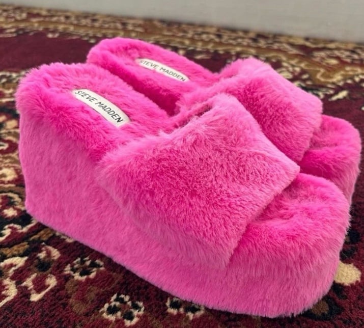 Steve Madden Fuzzy Platform Sandals