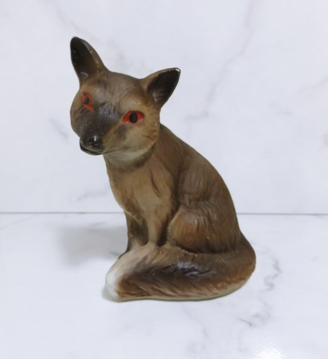 Vintage GOT Hand Painted Matte Bisque Brown & Amber Eyes Fox Figure 1970's