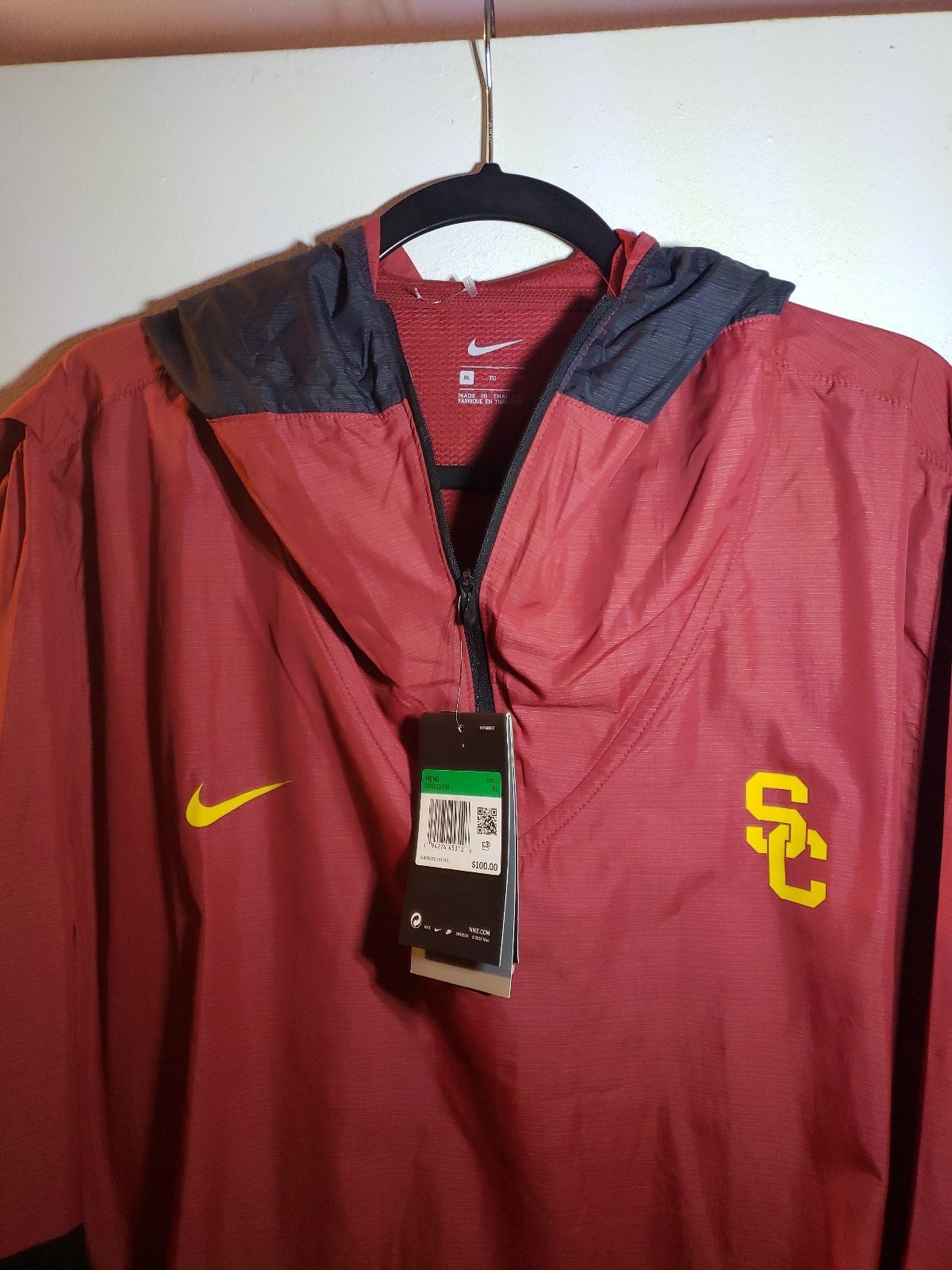 USC nike long sleeves windbreaker
