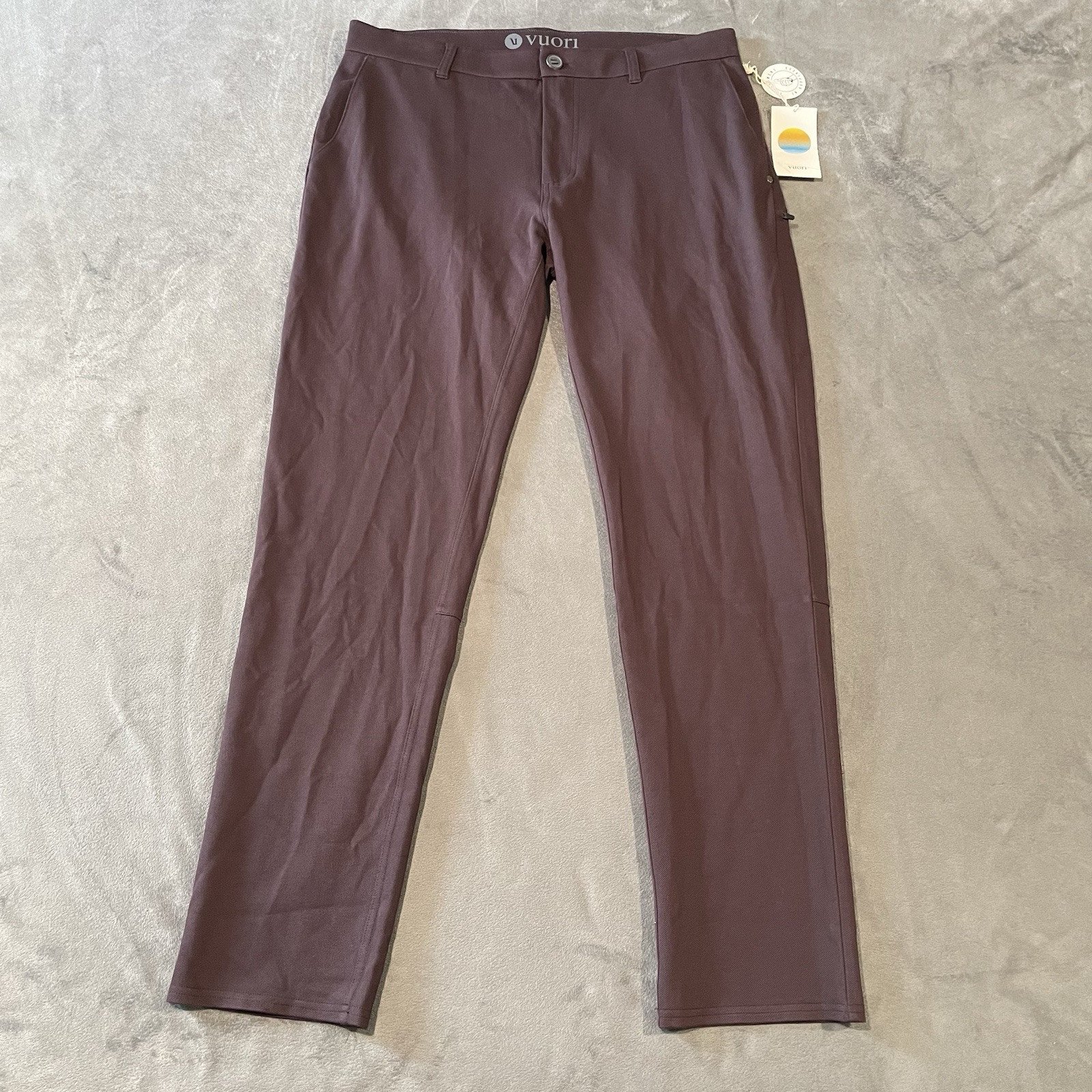 Vuori Pants Mens 33x32 Chestnut Performance Chino Trouser NWT
