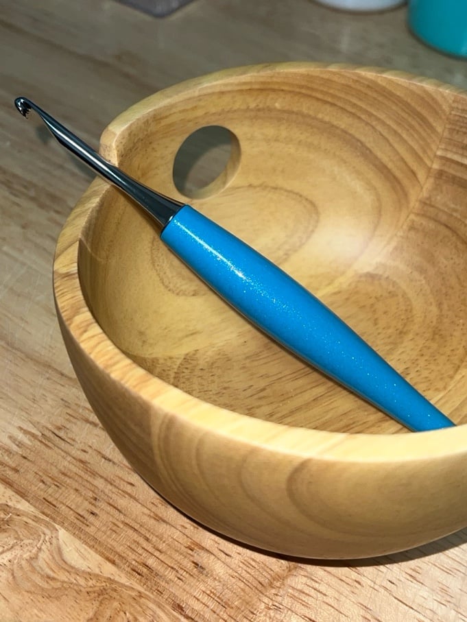 Furls Odyssey Crochet Hook Turquoise 5.00mm (H)
