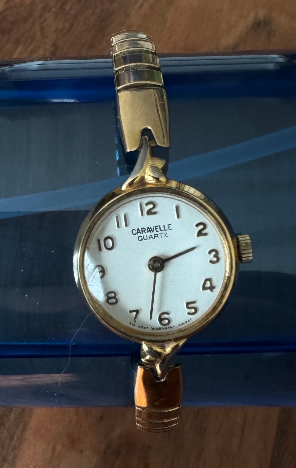 Ladies Caravelle by Bulova Dress Cocktail Round Gold Tone Flex Bracelet Watch J3
