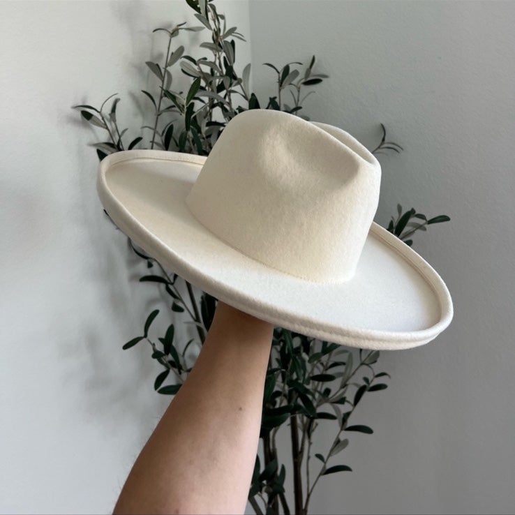 Gigi pip X Cara Loren Hat (SOLD!!!)
