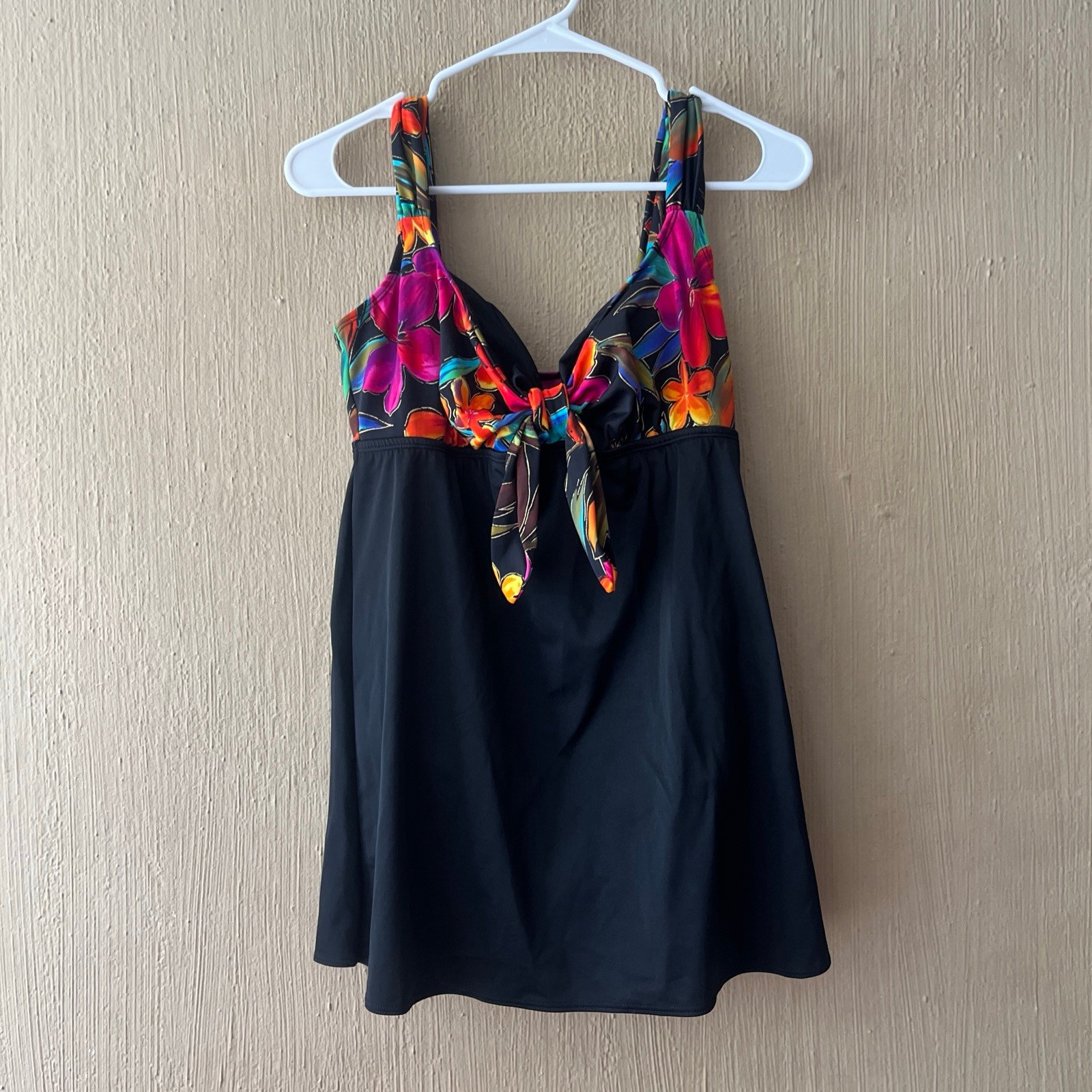 Croft & Barrow 1 Piece Swimsuit Swim Dress Womens sz 10 Full Coverage Tropical