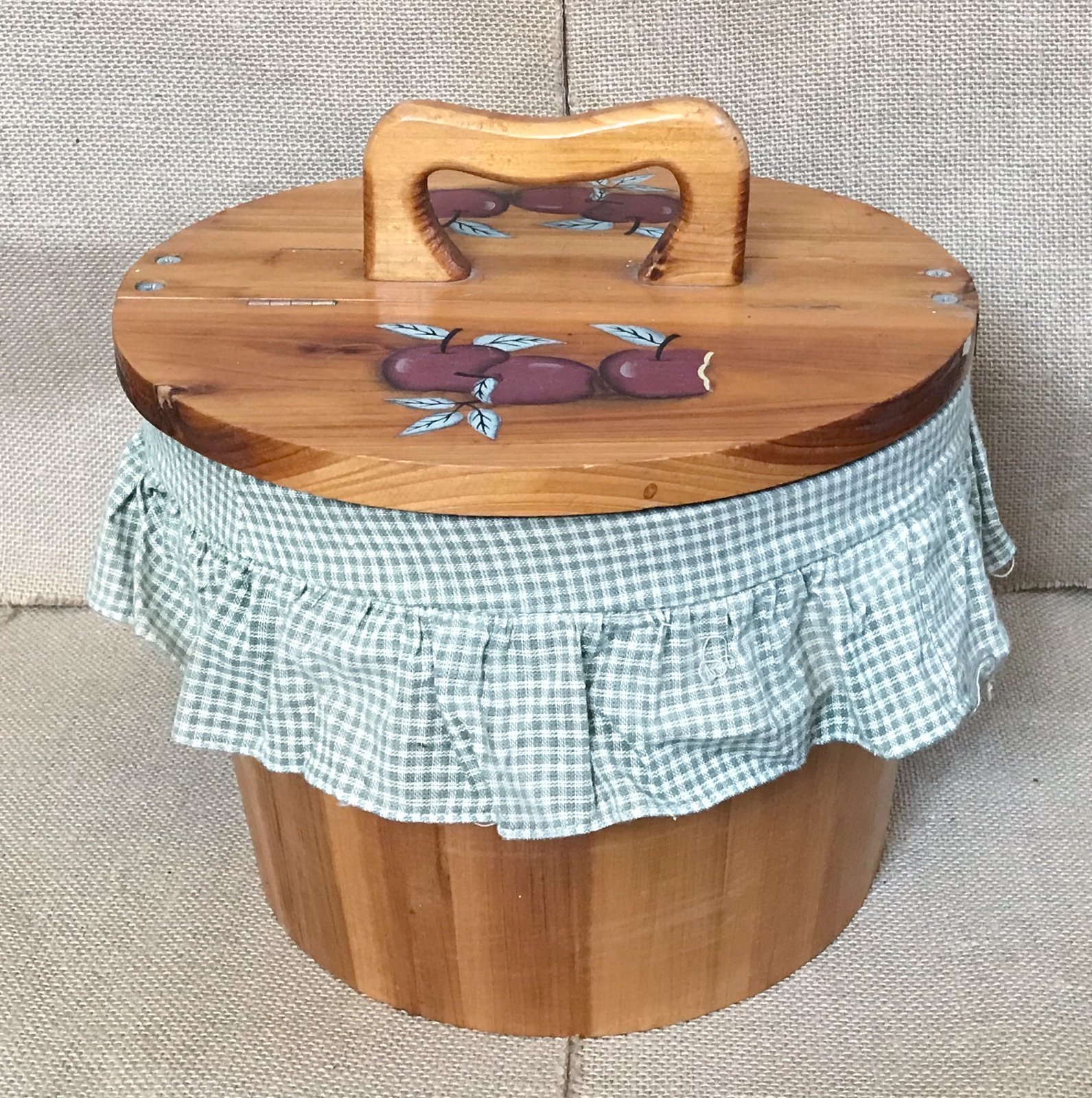 Apple Picking Basket Farm Bucket Hinged Lid Gingham Lining Farm Cottage Core