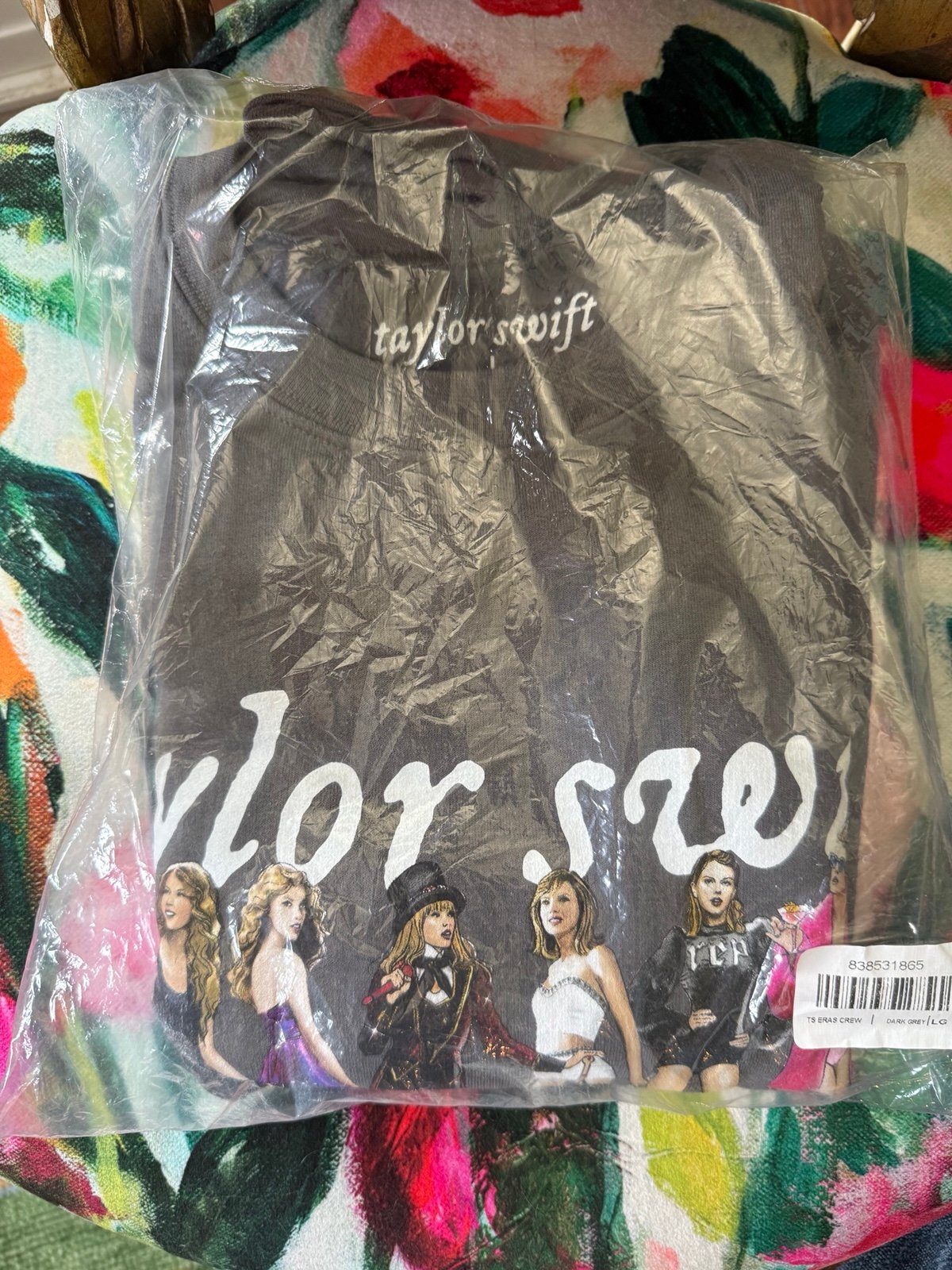 taylor swift crew neck eras